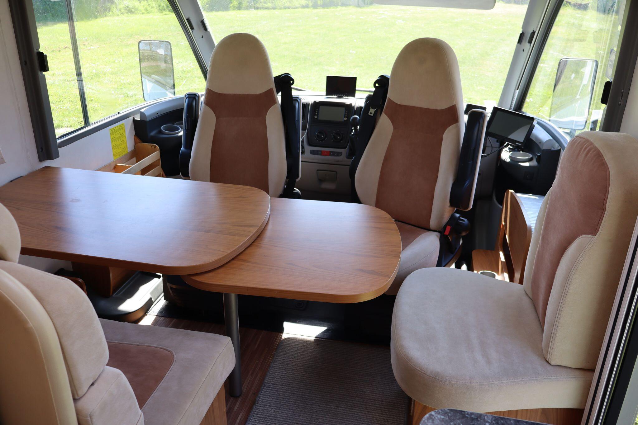 2008 Burstner Aviano i640