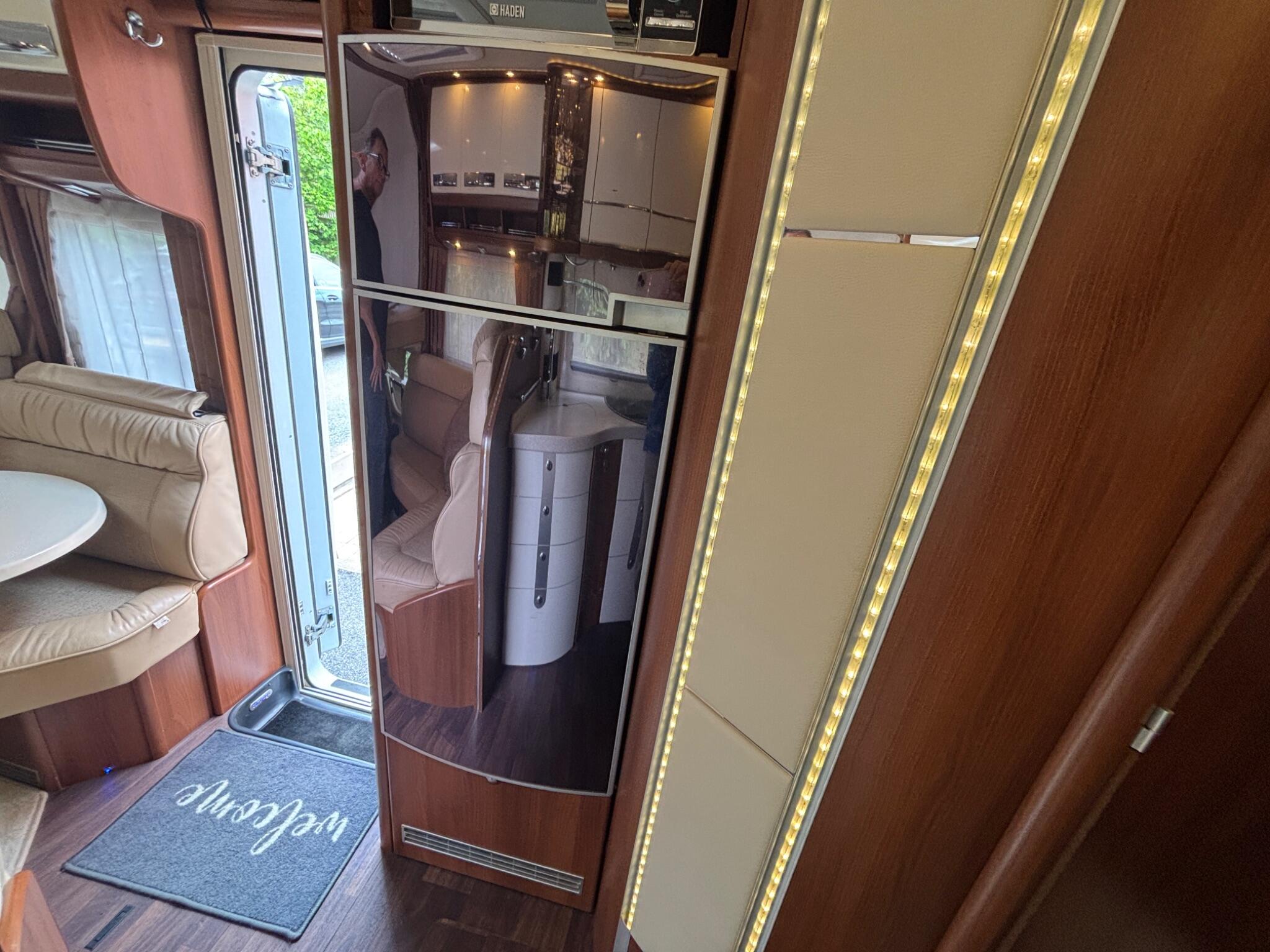 2013 Carthago Chic e-line 51 QB Yachting LEFT HAND DRIVE