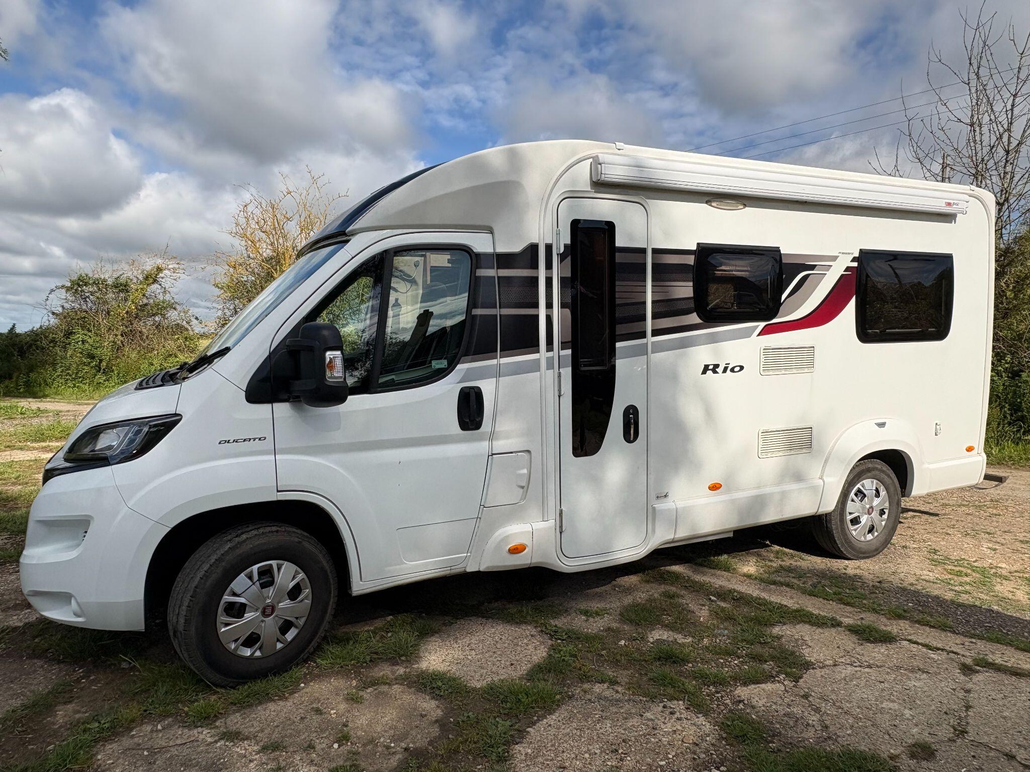 2015 Swift Rio 320