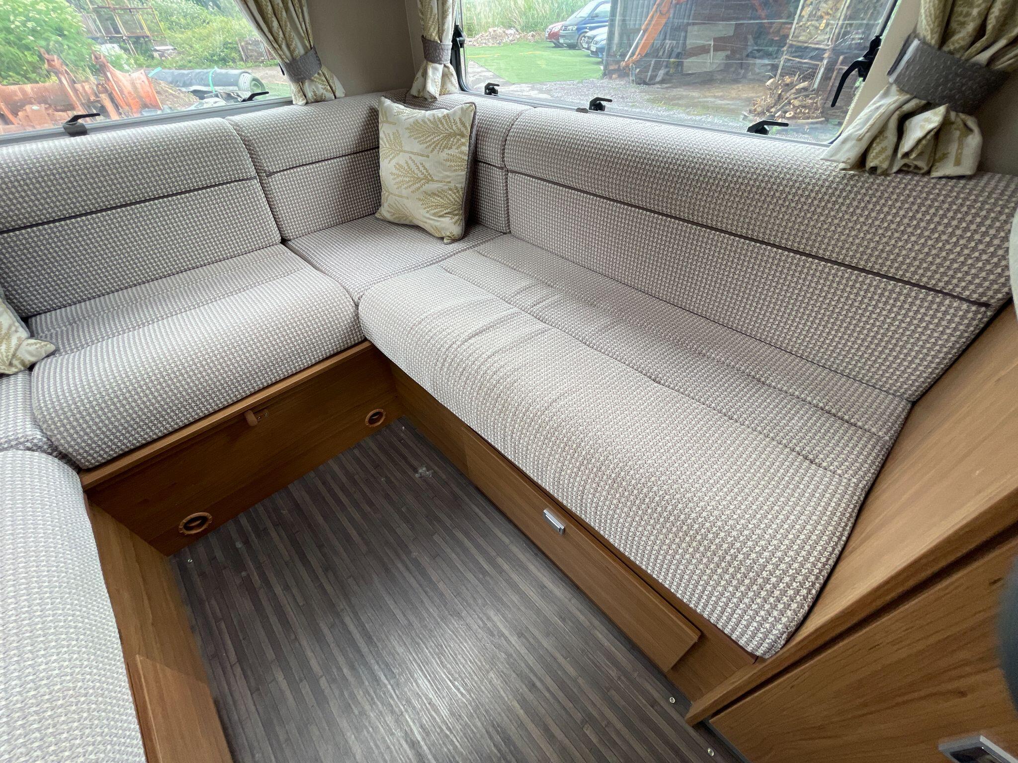 2017 Auto-Trail Apache 634