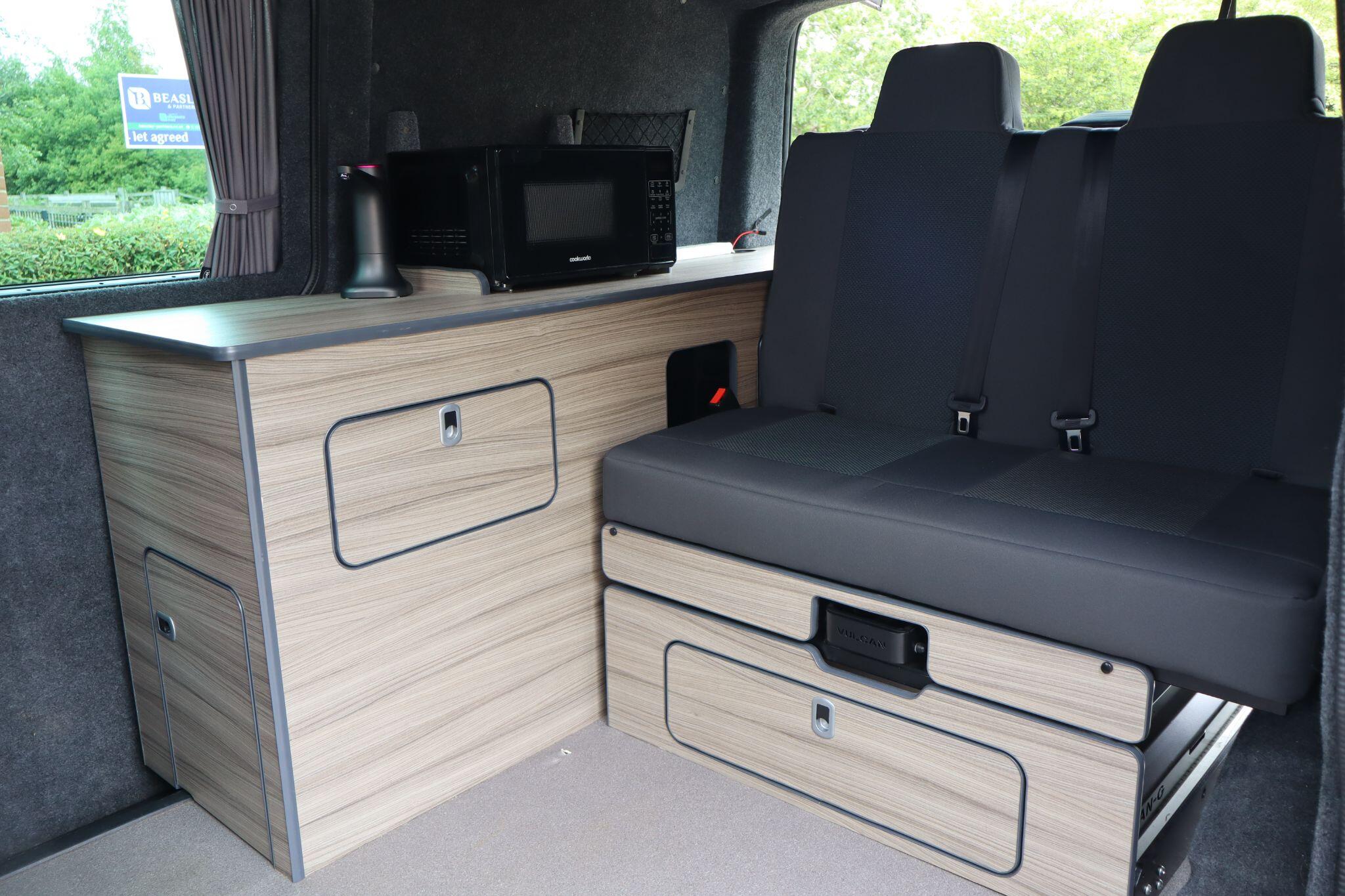 2018 Volkswagen Transporter T30 Tech Highline Kombi Campervan