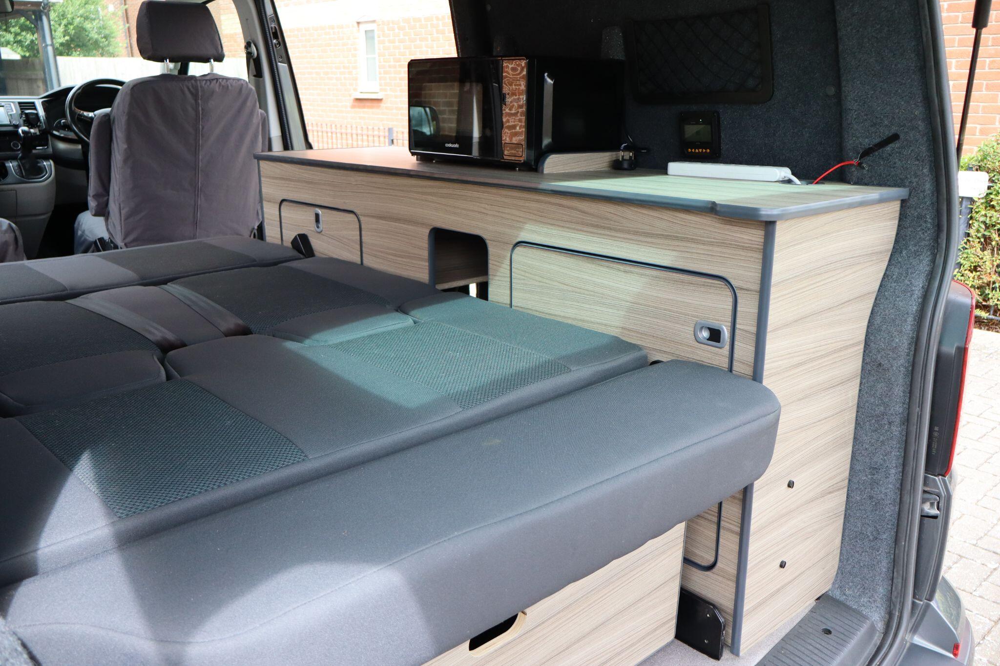 2018 Volkswagen Transporter T30 Tech Highline Kombi Campervan