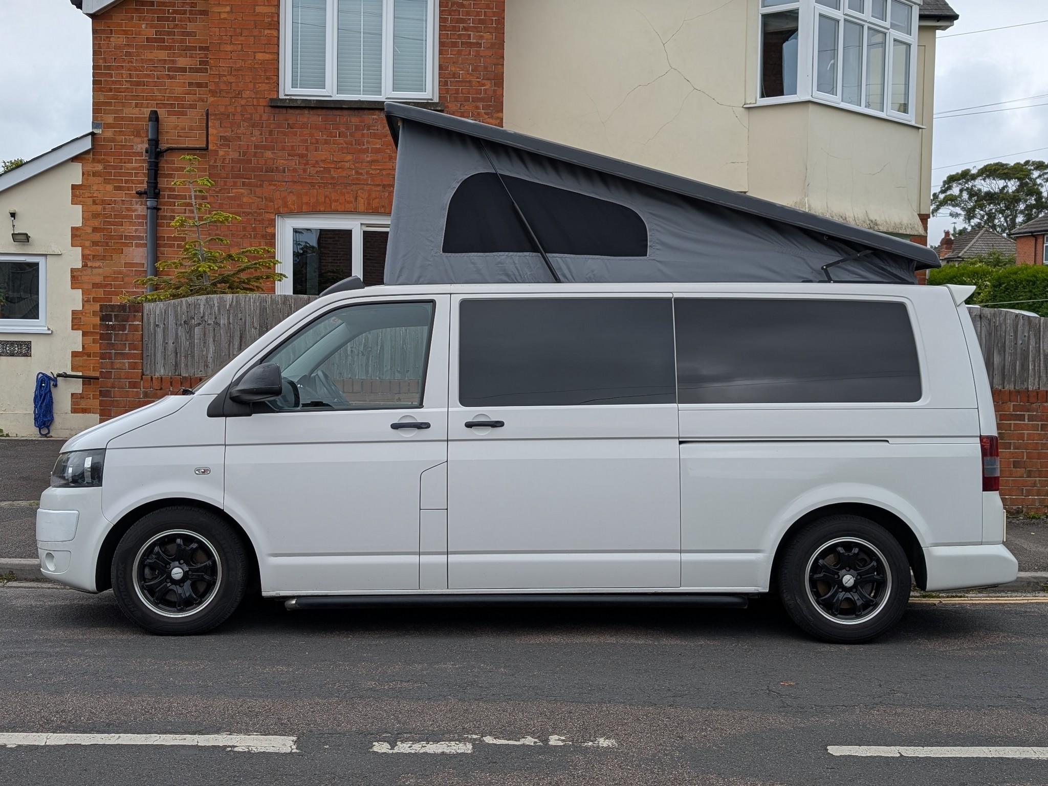 2010 Volkswagen Transporter T5.1 LWB Campervan (140BHP 6Spd Manual)
