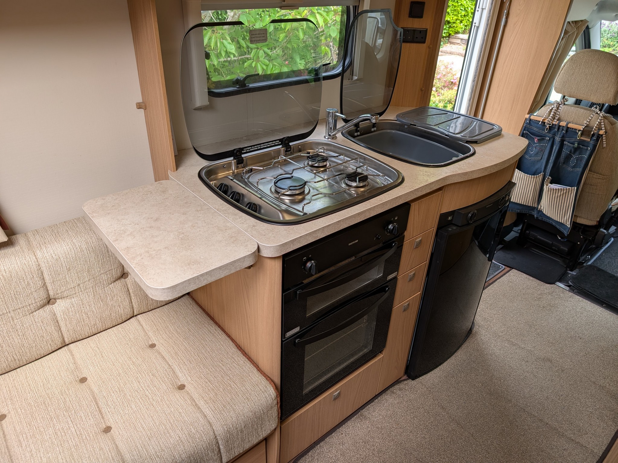 2012 Elddis Autoquest 140