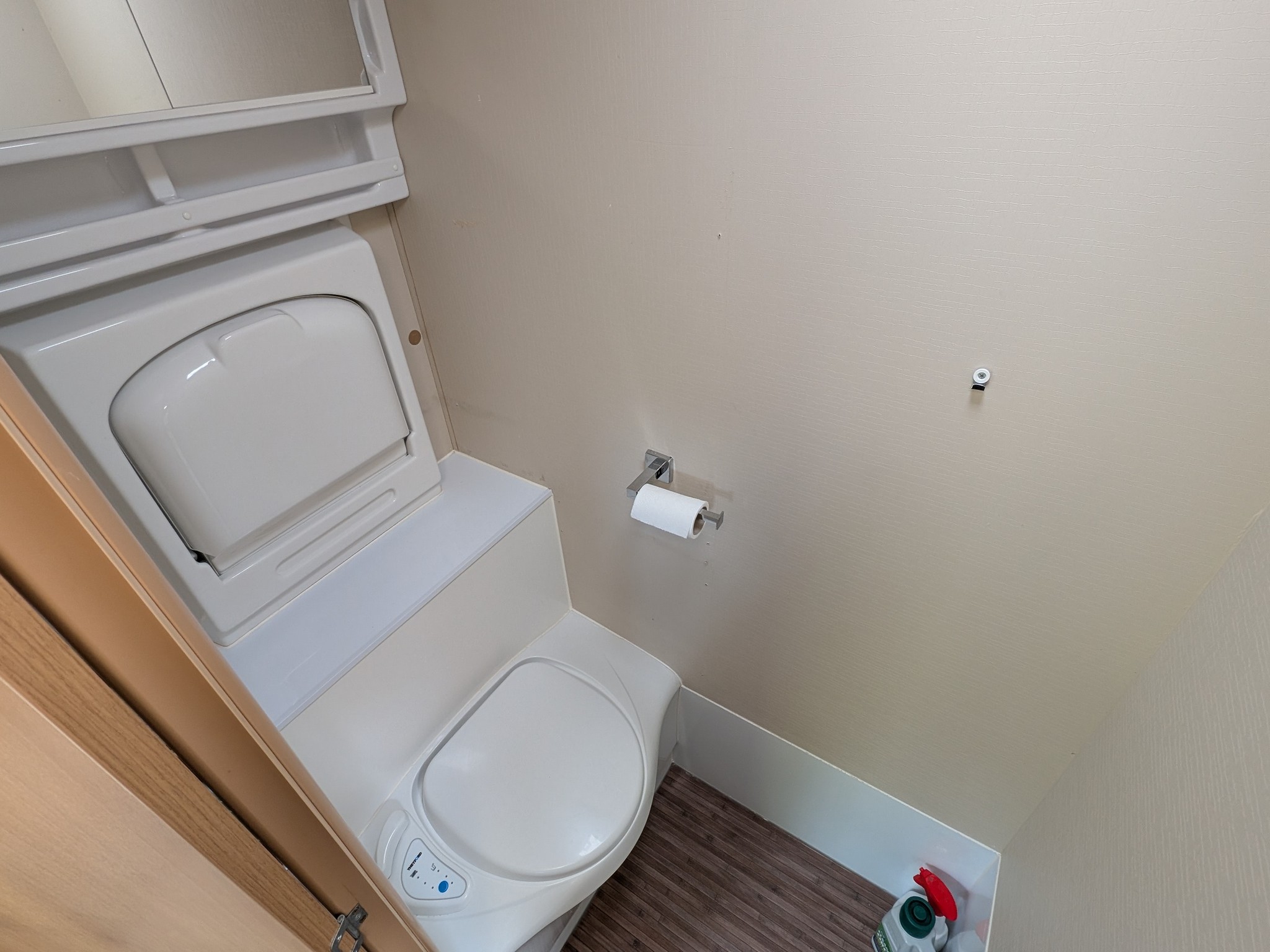 2012 Elddis Autoquest 140