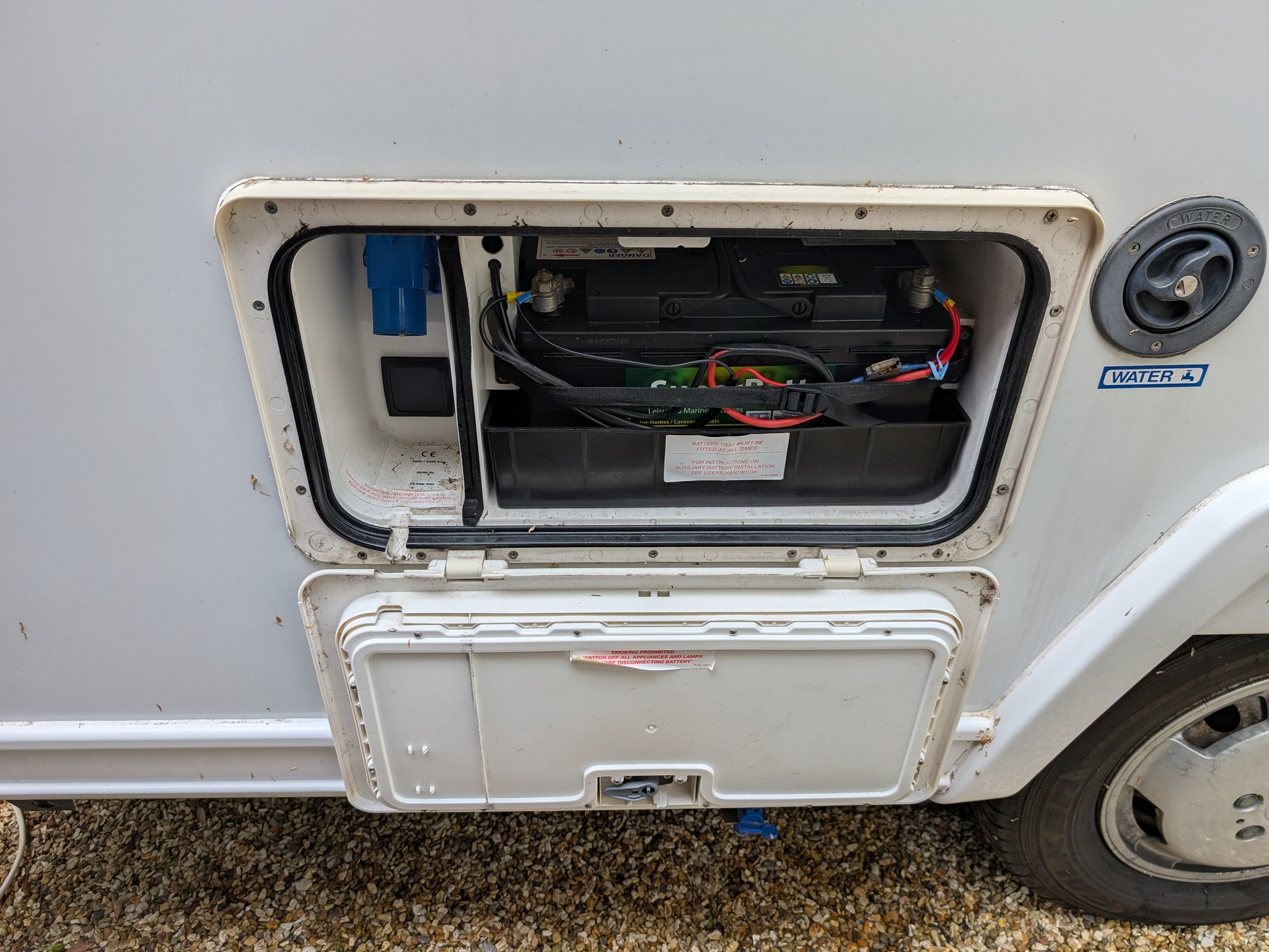 2012 Elddis Autoquest 140