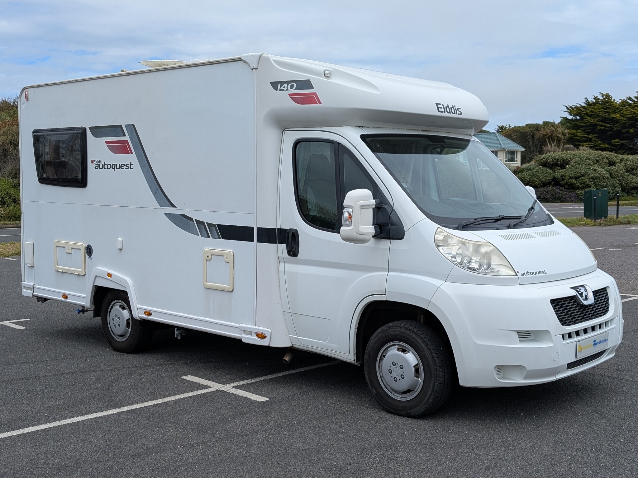 2012 Elddis Autoquest 140
