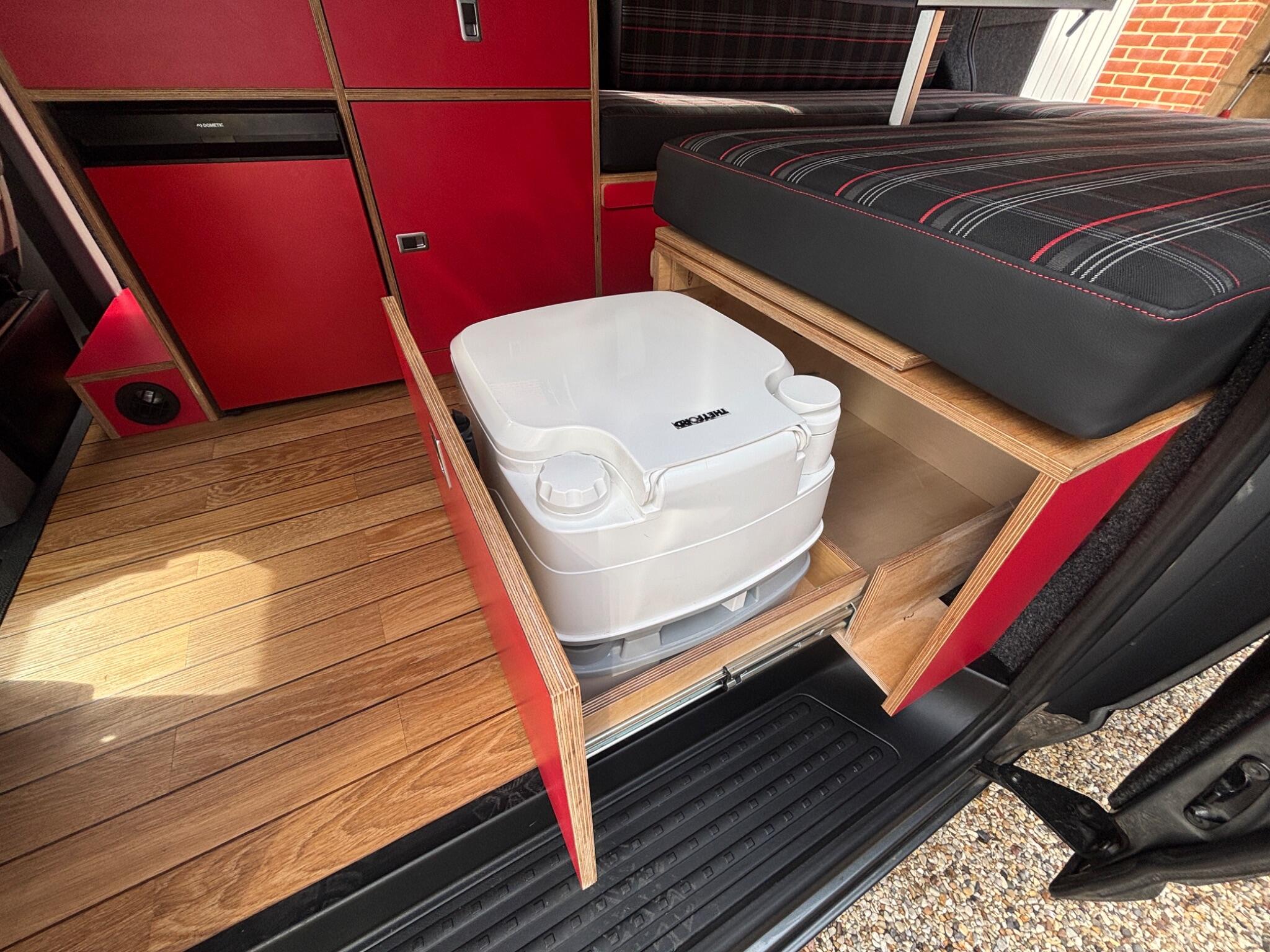 2011 Volkswagen T5.1 Campervan LWB Highline