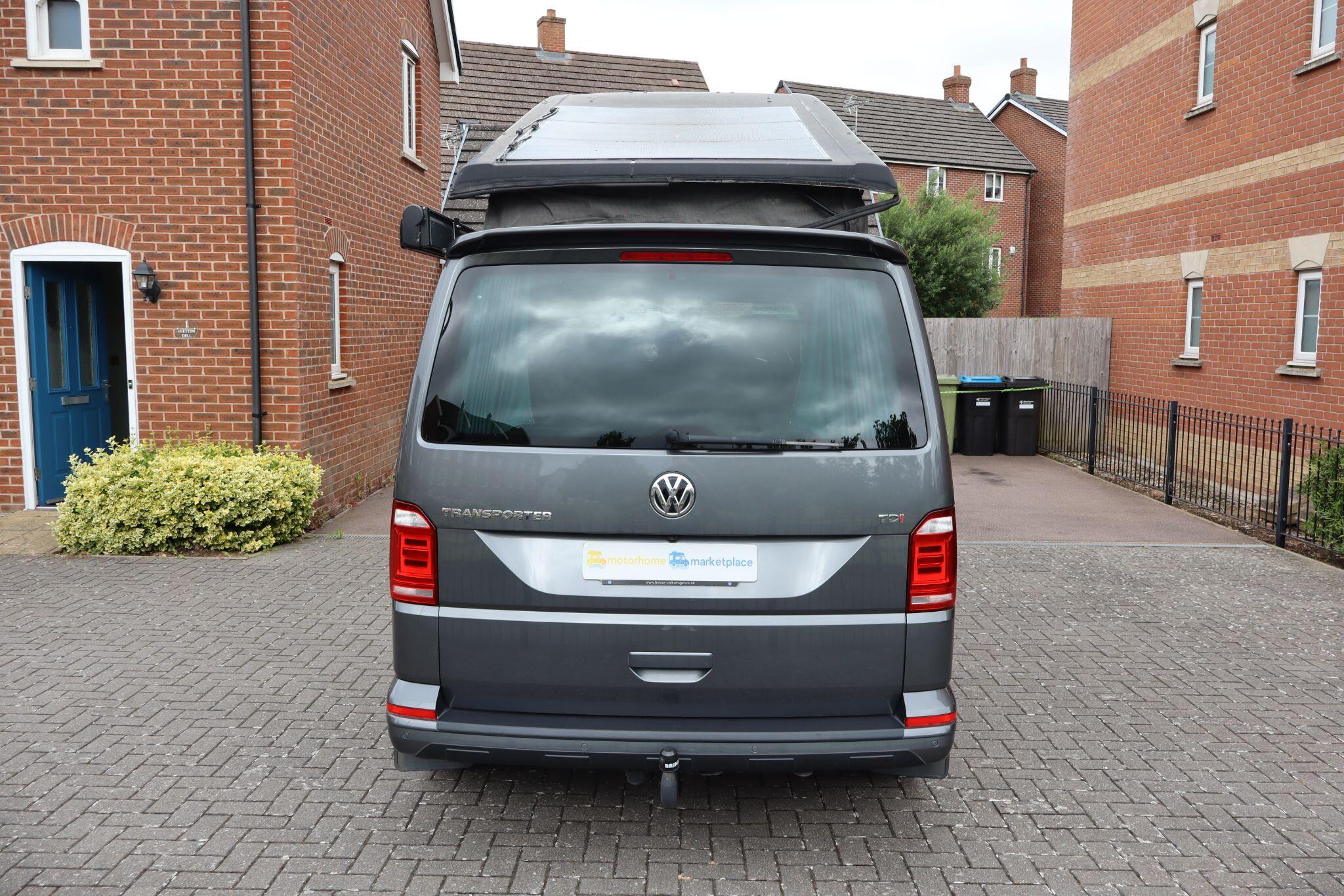 2018 Volkswagen Transporter T30 Tech Highline Kombi Campervan