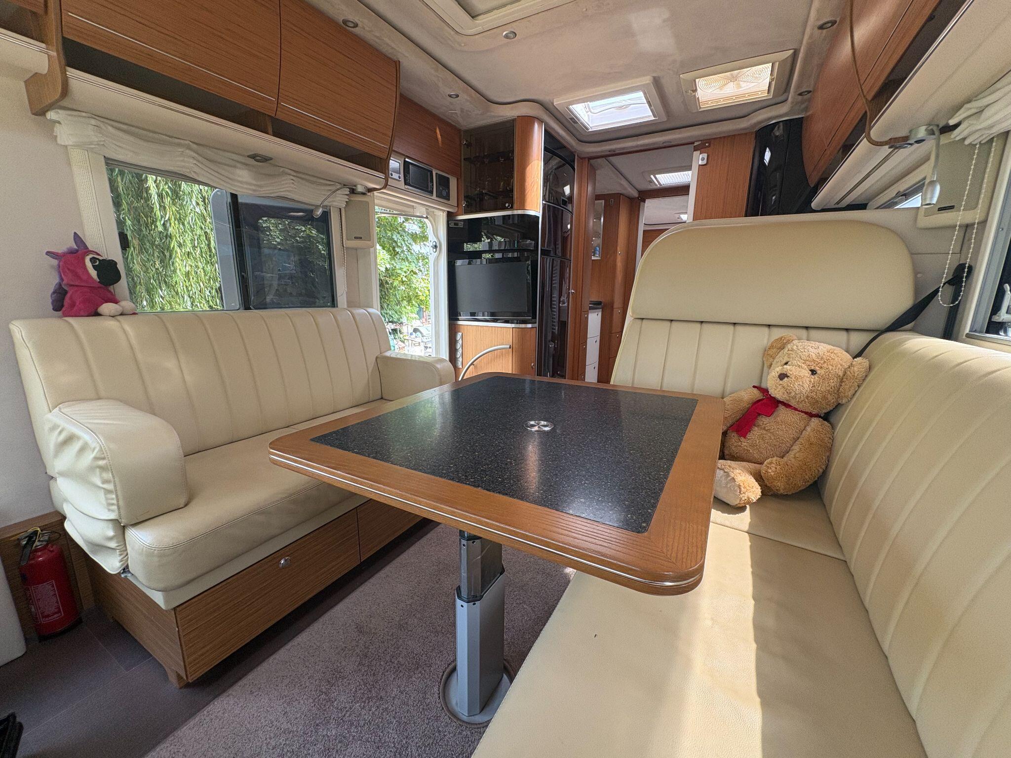 2013 Concorde Charisma III