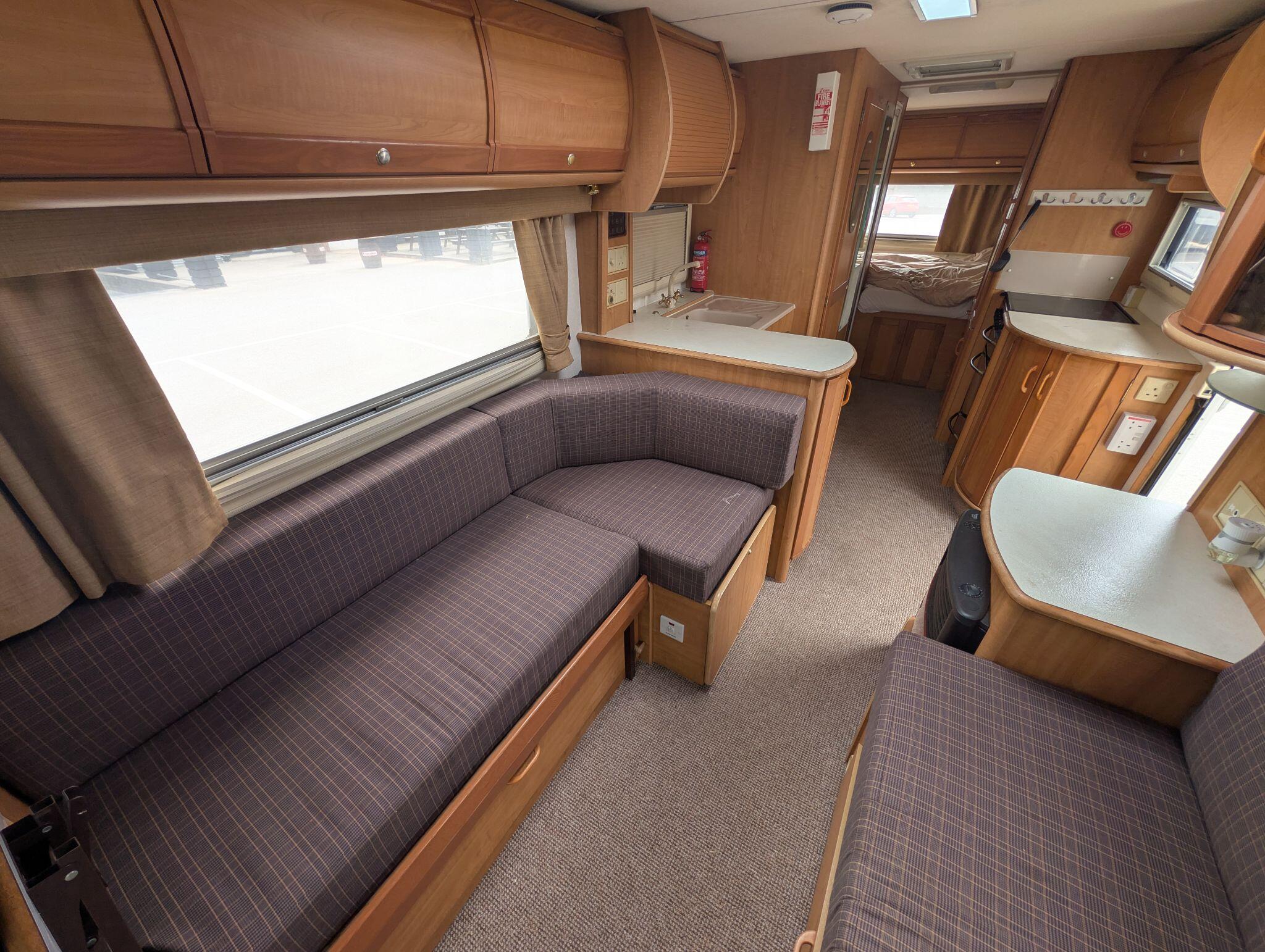 2001 Auto-Trail Chieftain Off grid