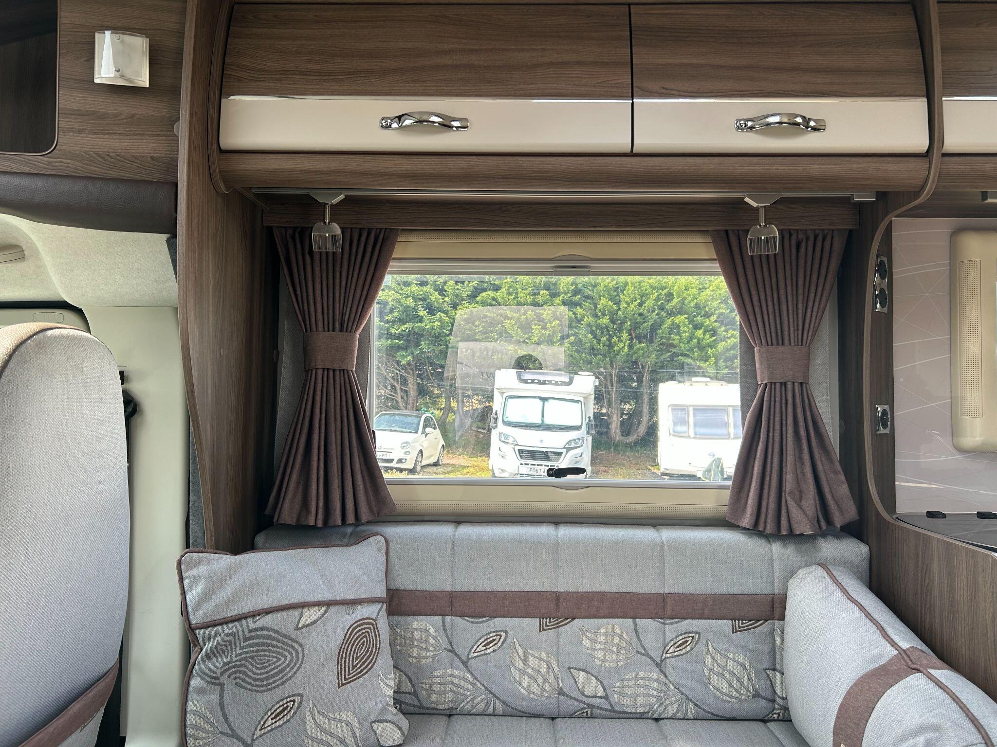 2020 Auto-Sleepers Corinium FB