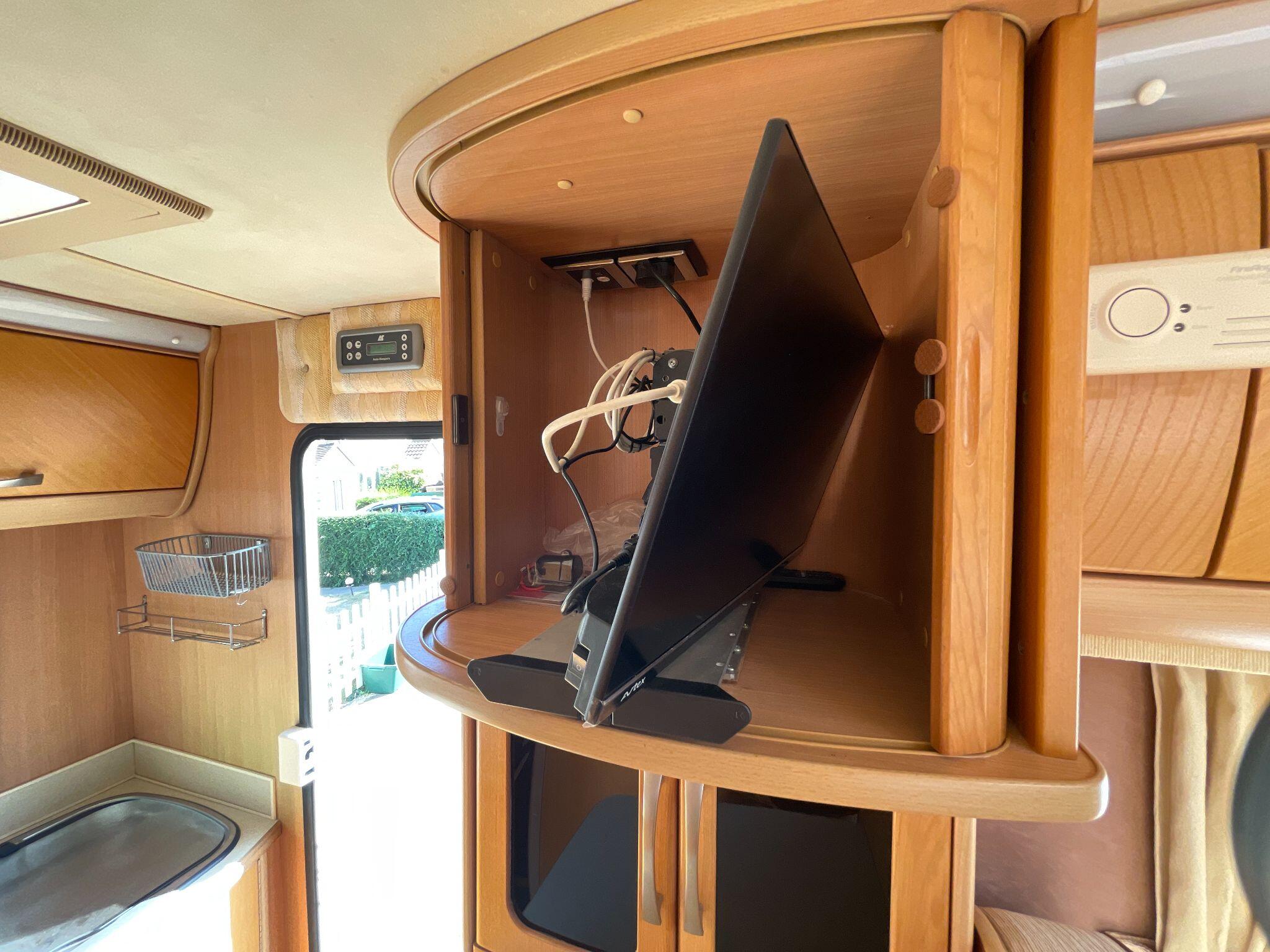 2005 Auto-Sleepers Inca EK