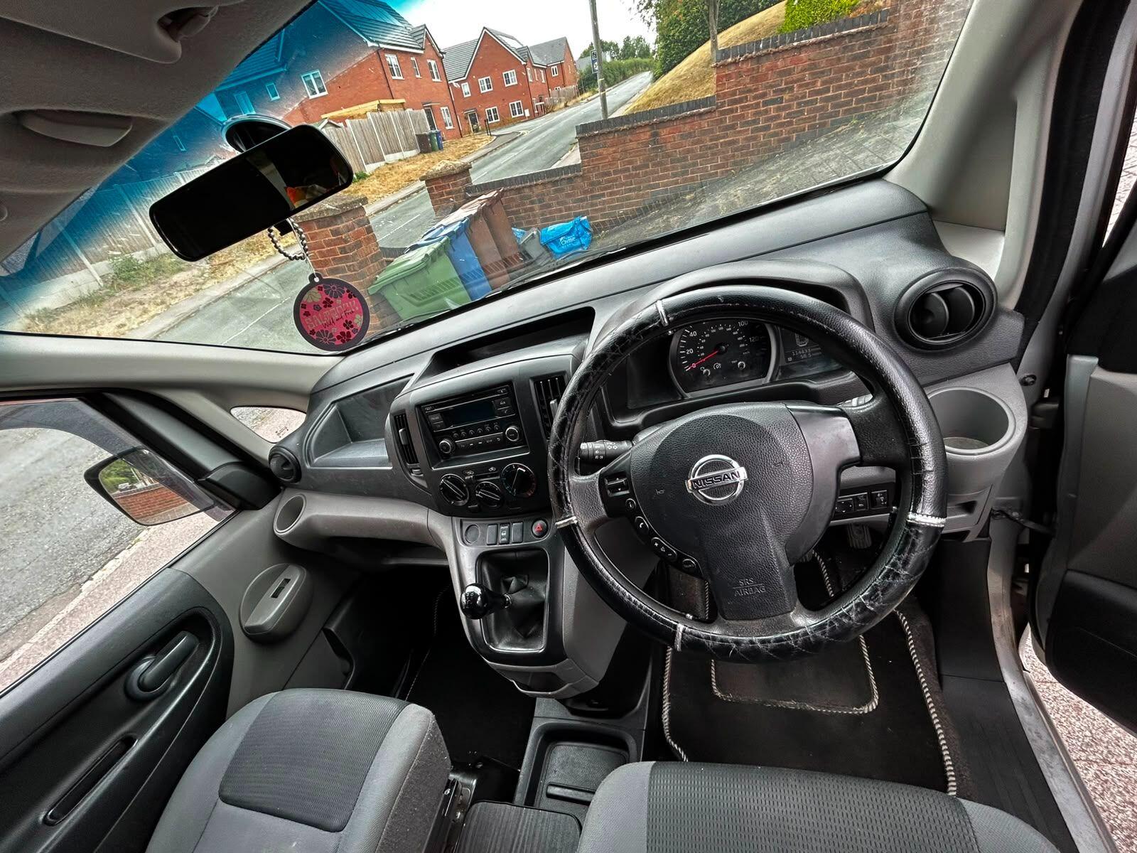 2013 Nissan NV200 4 berth Micro Campervan with Solar Panel Located in Cannock