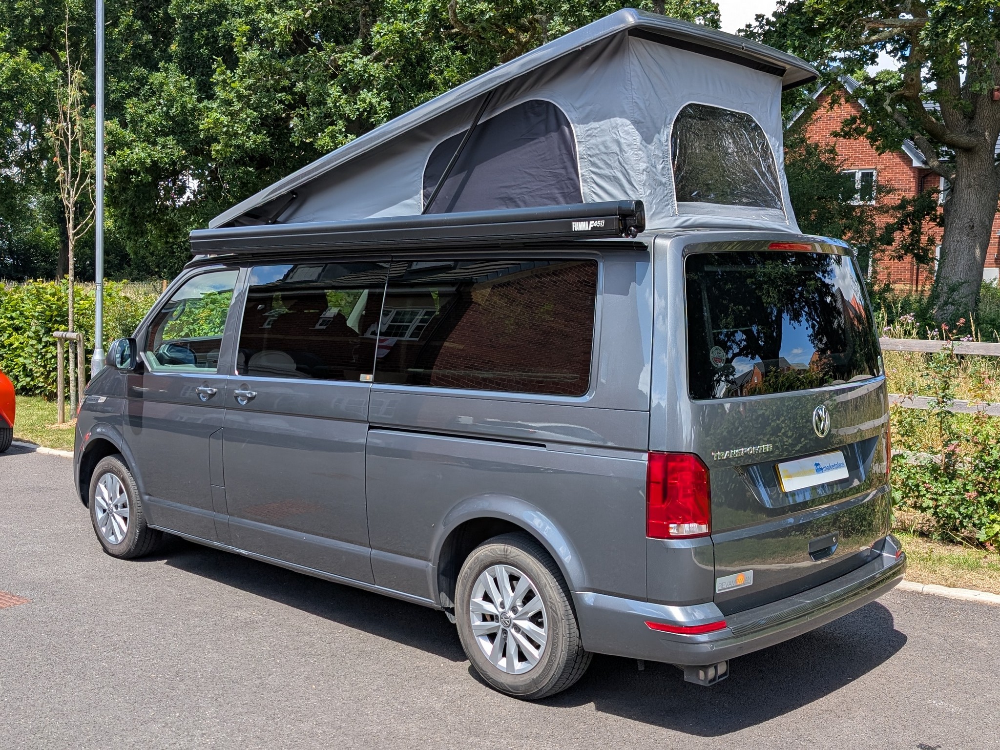 2020 Volkswagen Transporter T6.1 LWB Campervan (Thetford Toilet, Twin Singles)