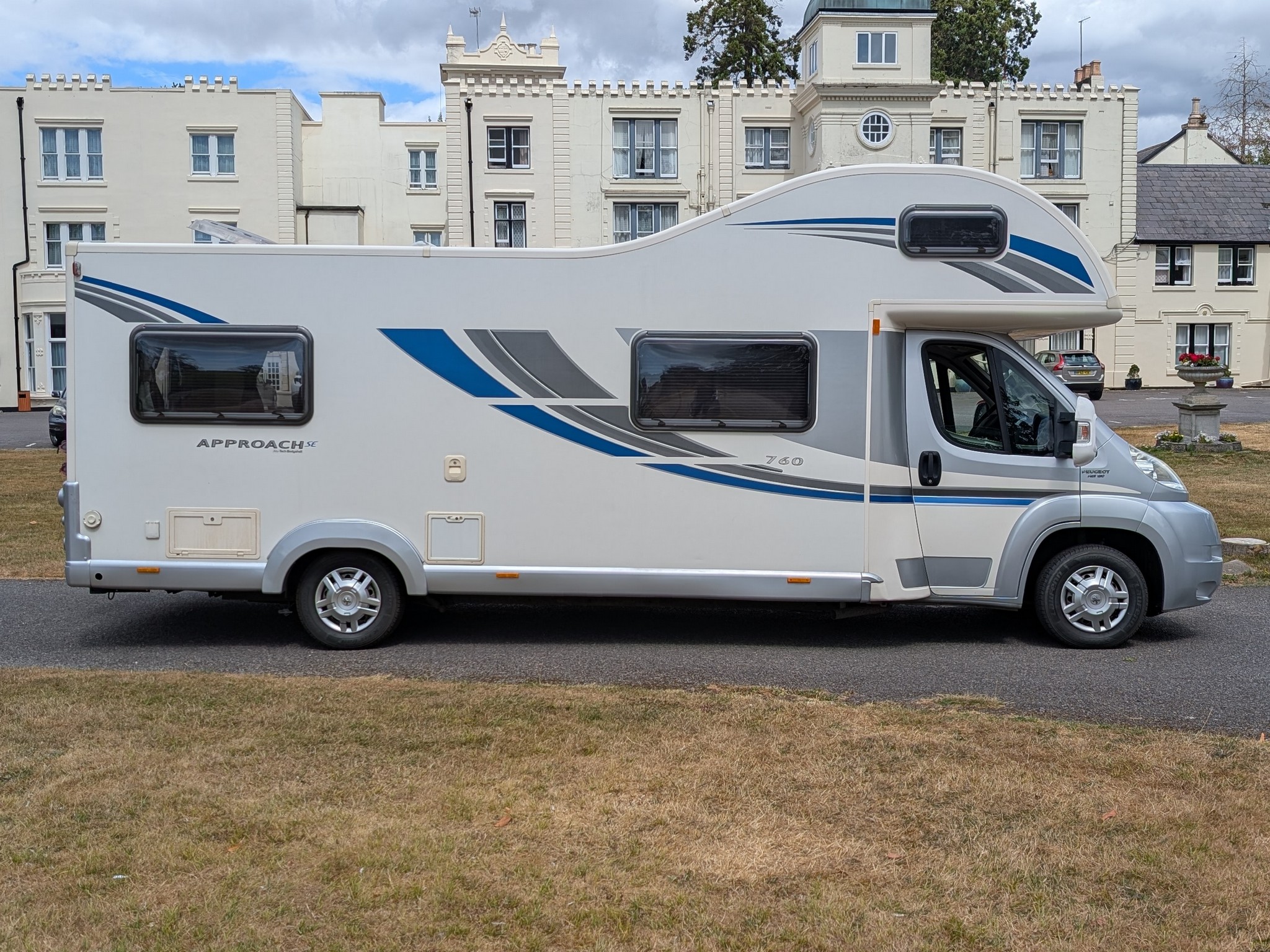 2013 Bailey Approach SE 760