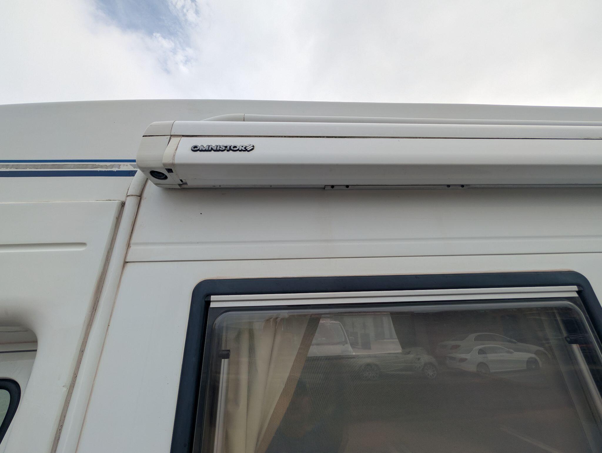 2001 Auto-Trail Chieftain Off grid