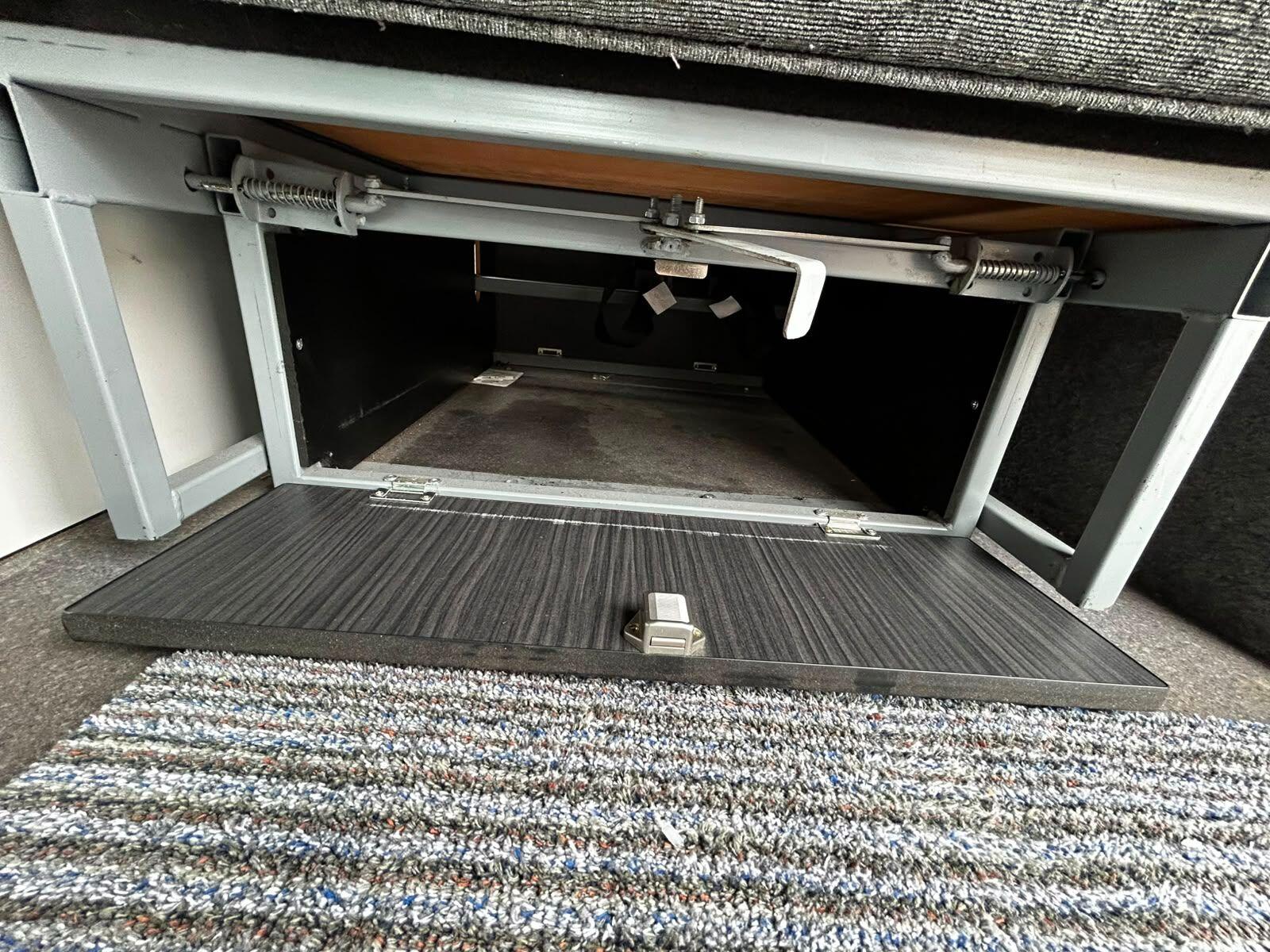 2013 Nissan NV200 4 berth Micro Campervan with Solar Panel Located in Cannock