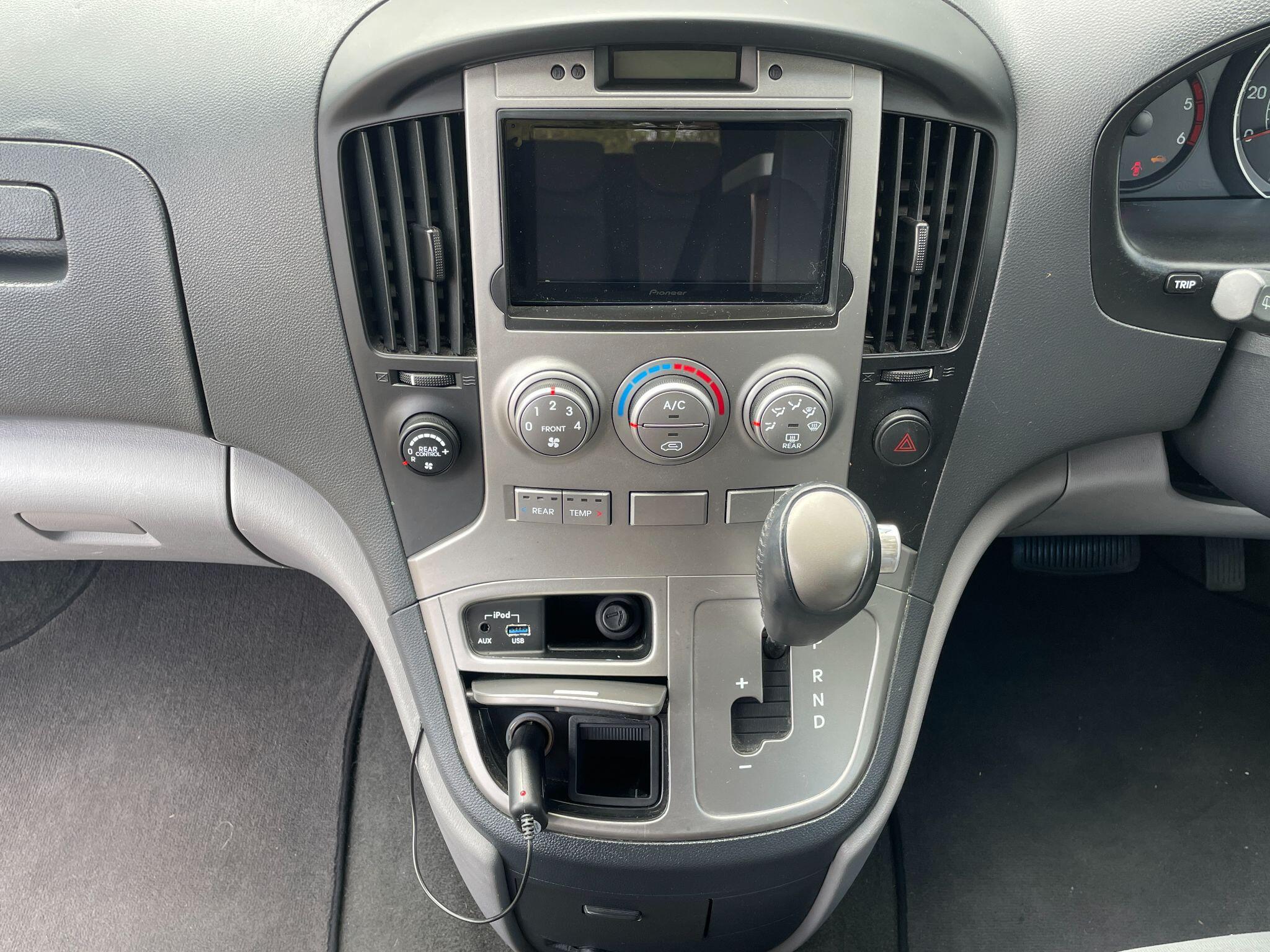 2012 Hyundai i800 2.5 CRDi Auto Style Westward Leisure Camper
