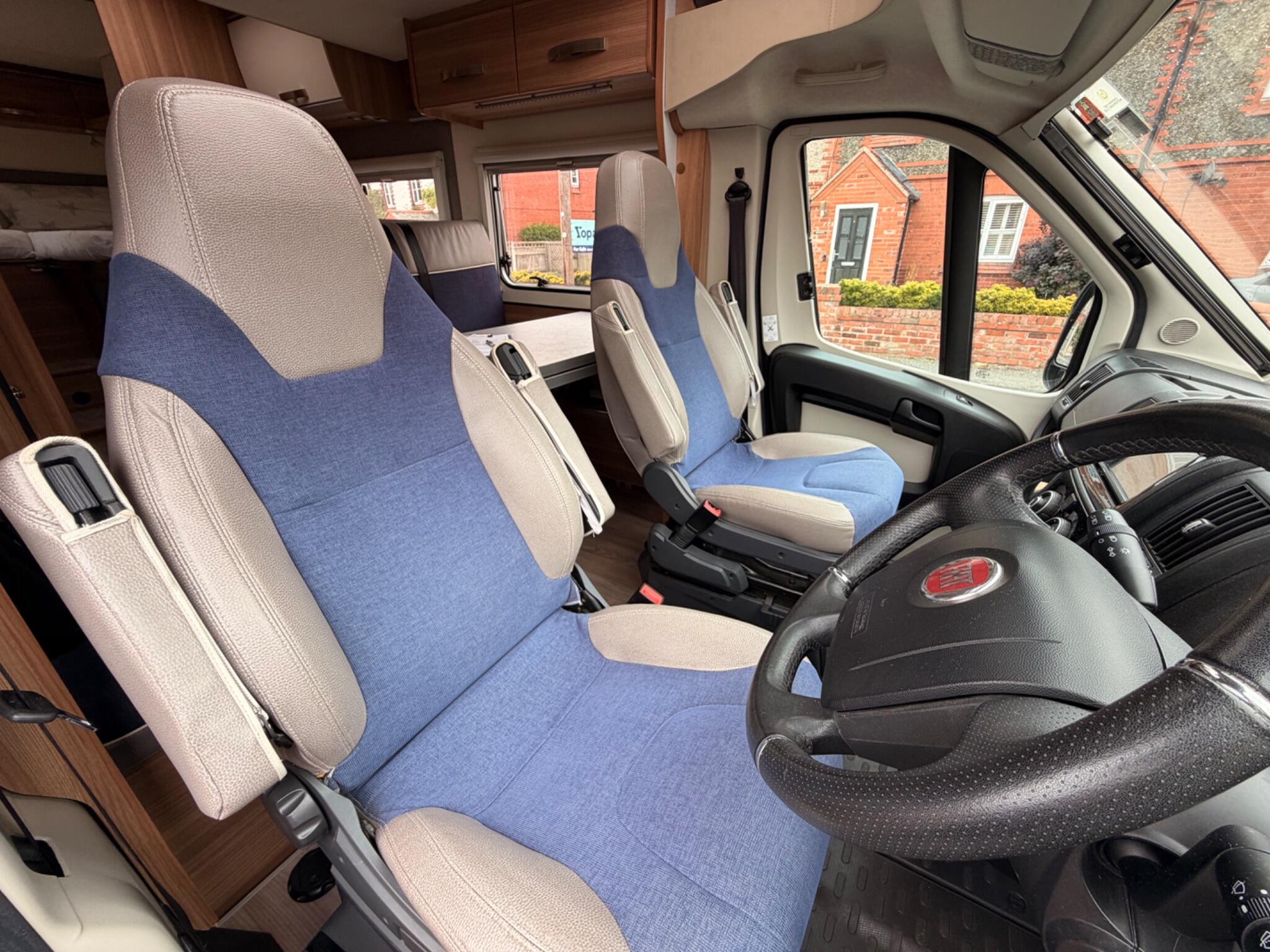 2017 Weinsberg Caraloft 700 Meh