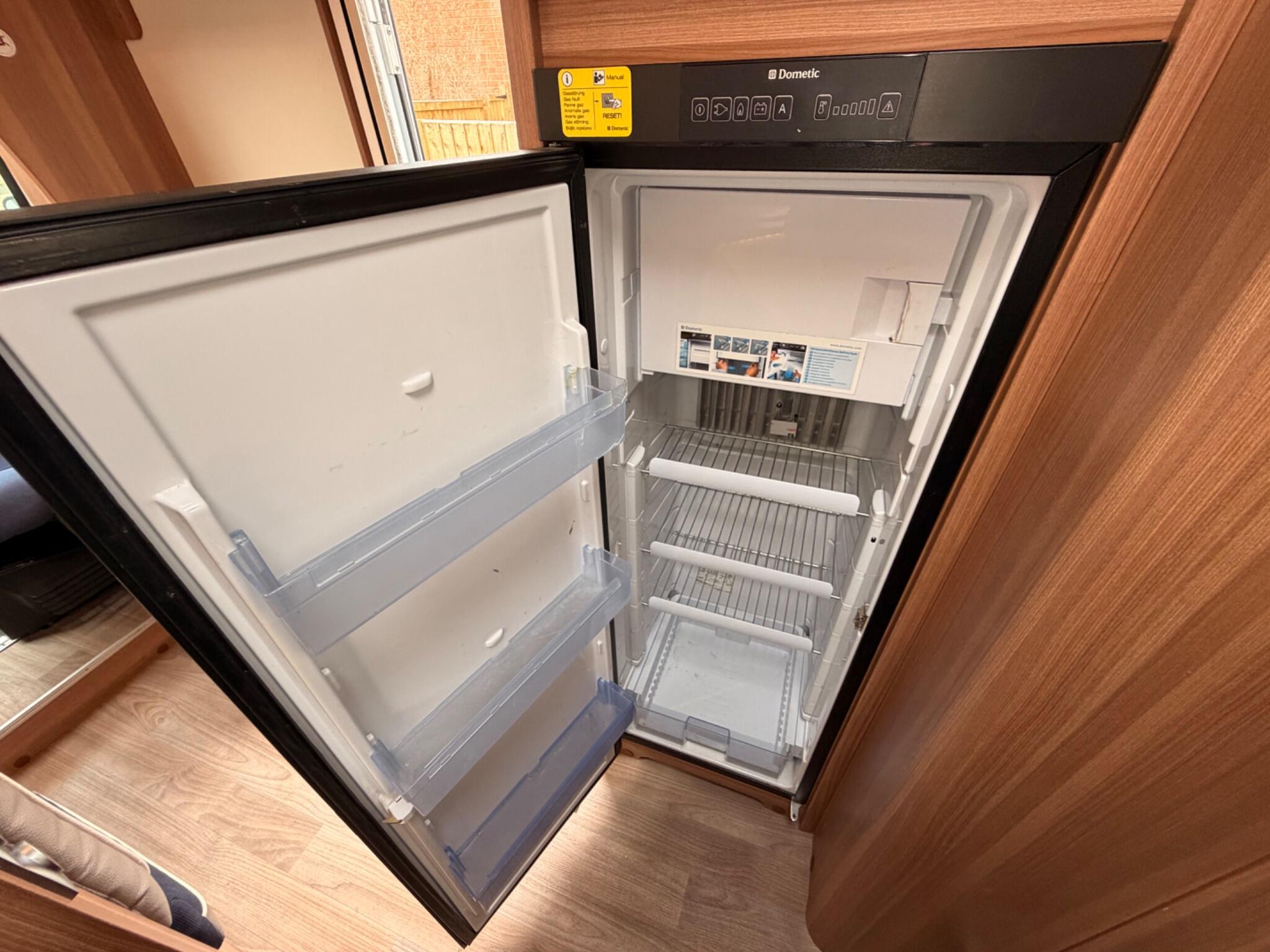 2017 Weinsberg Caraloft 700 Meh
