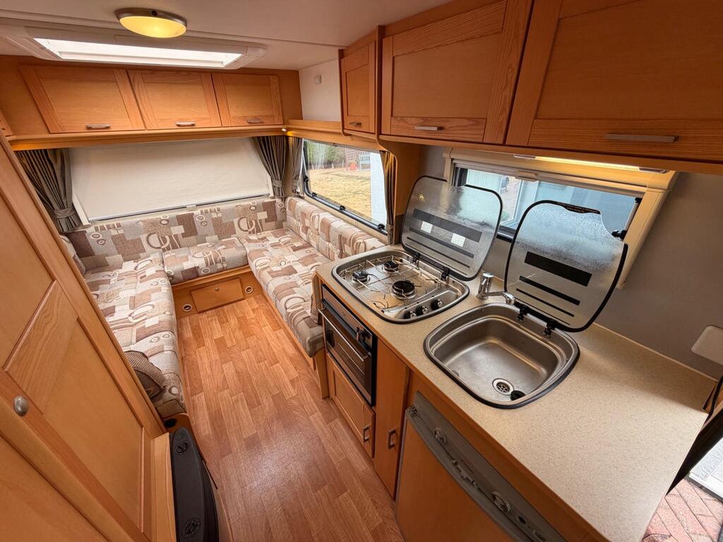 2010 Elddis Autoquest 140