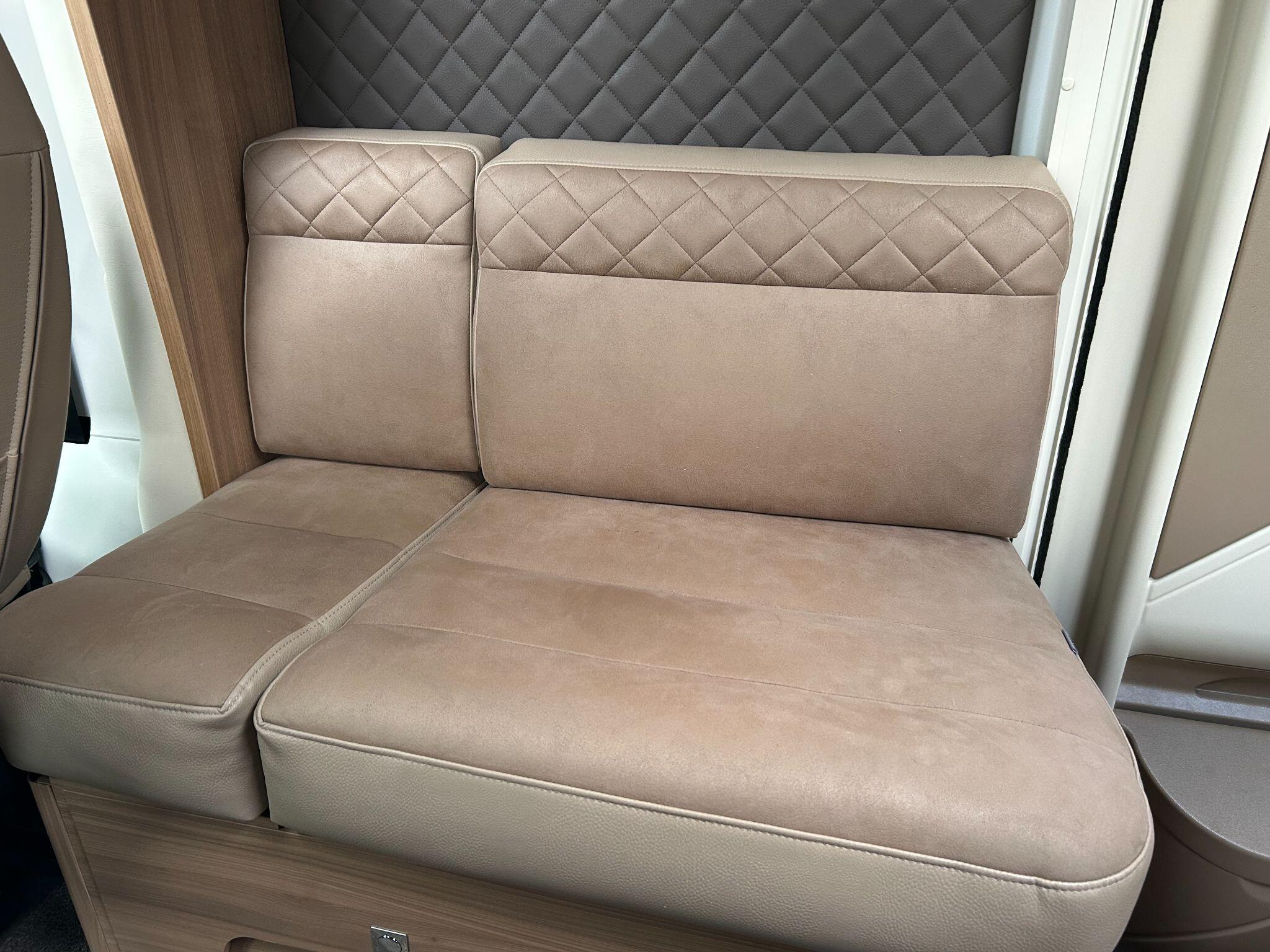 2018 Adria Matrix Supreme 670 SLT