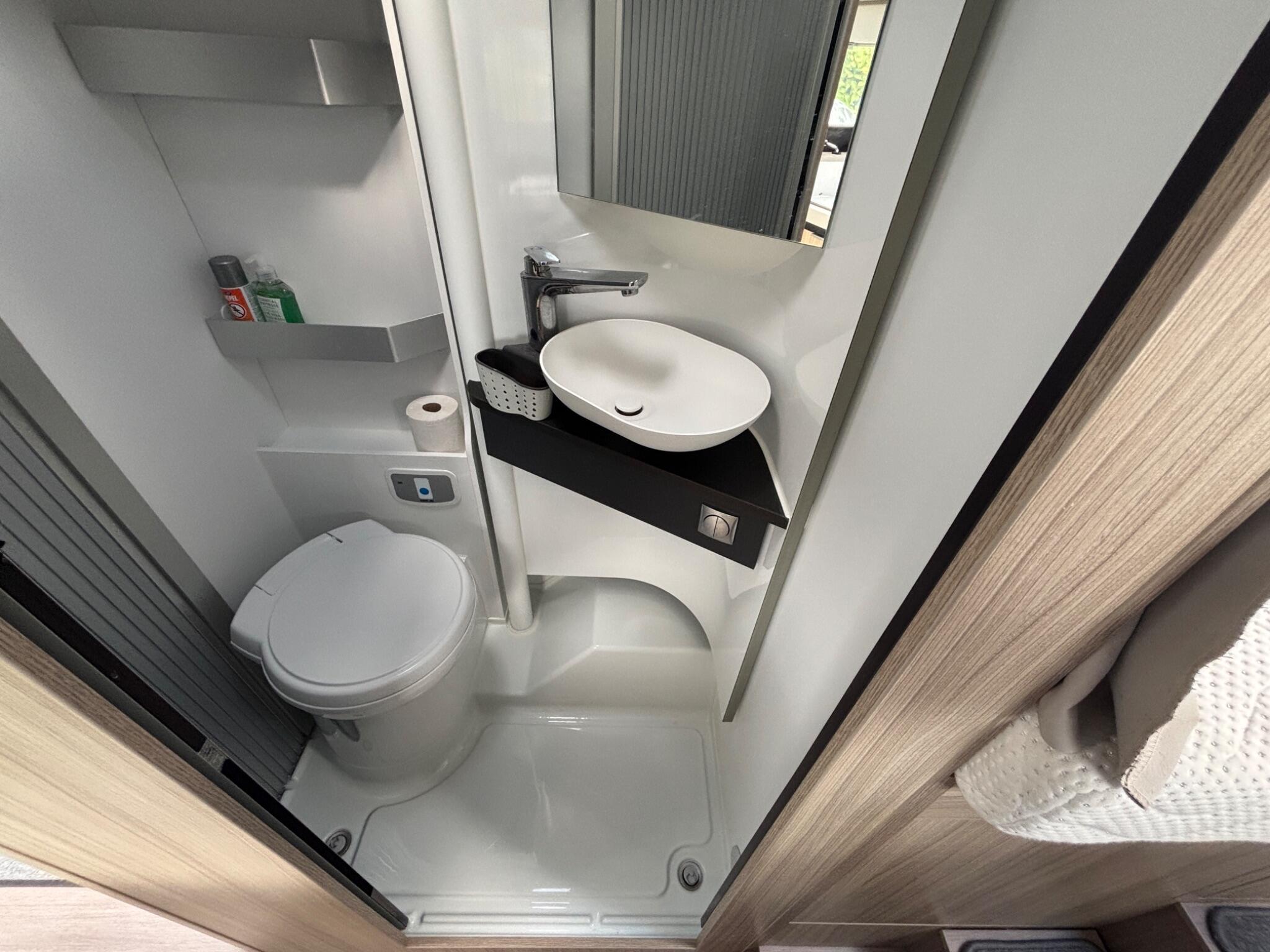 2023 Adria Compact Supreme DL