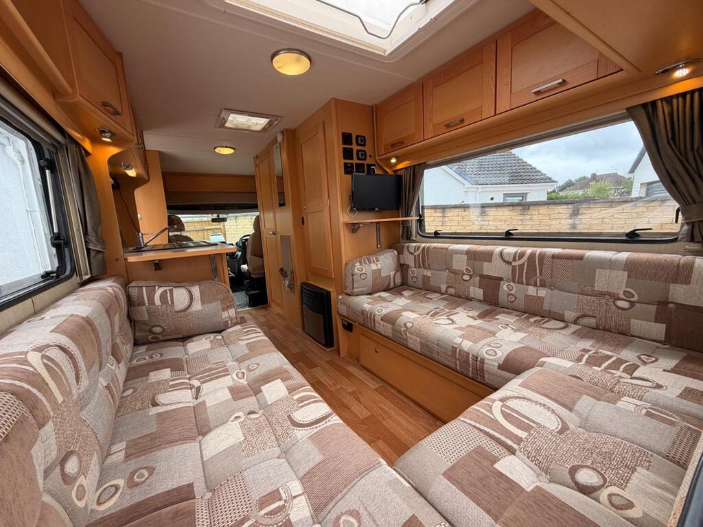 2010 Elddis Autoquest 140