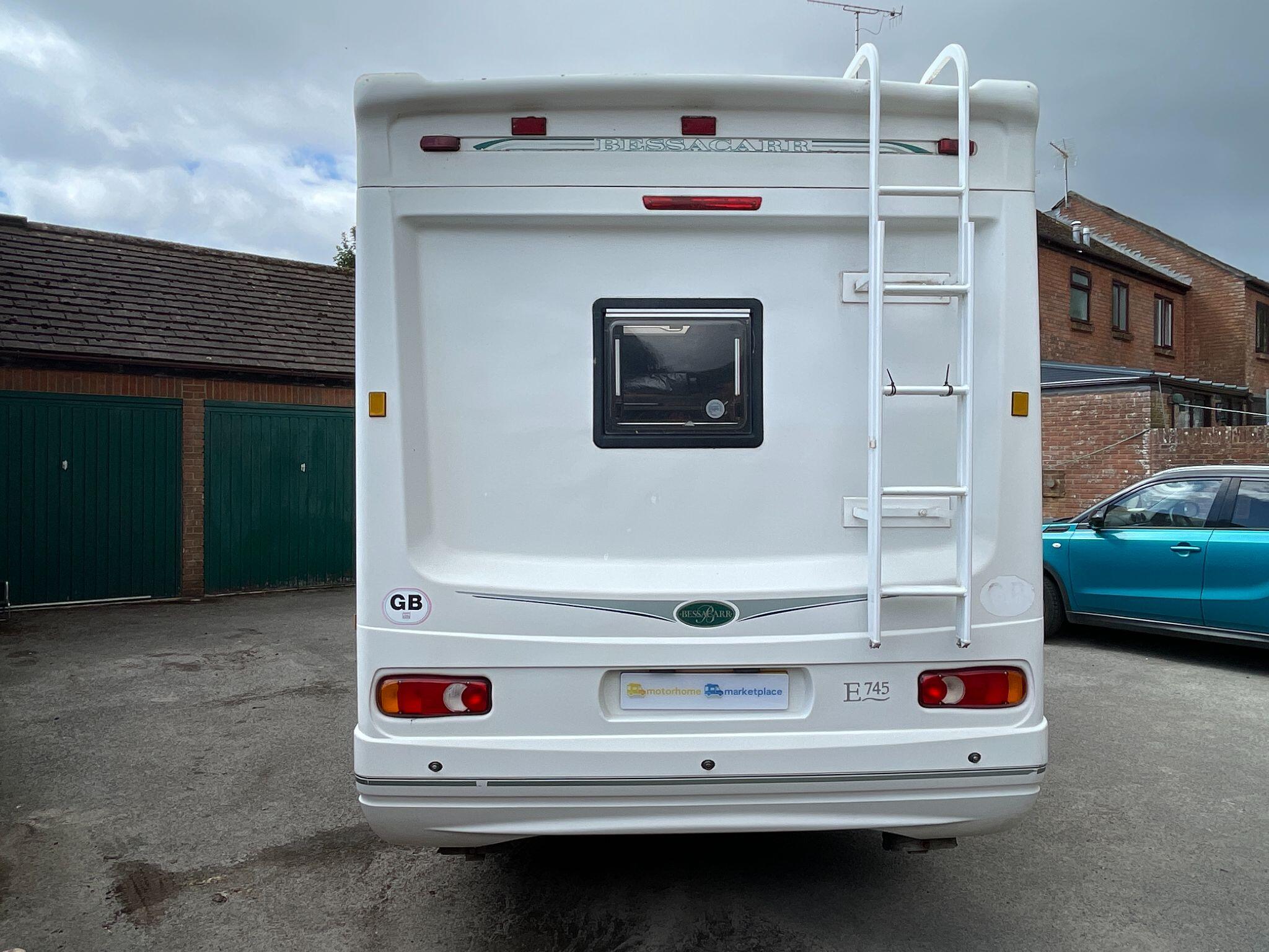 2000 Bessacarr E745