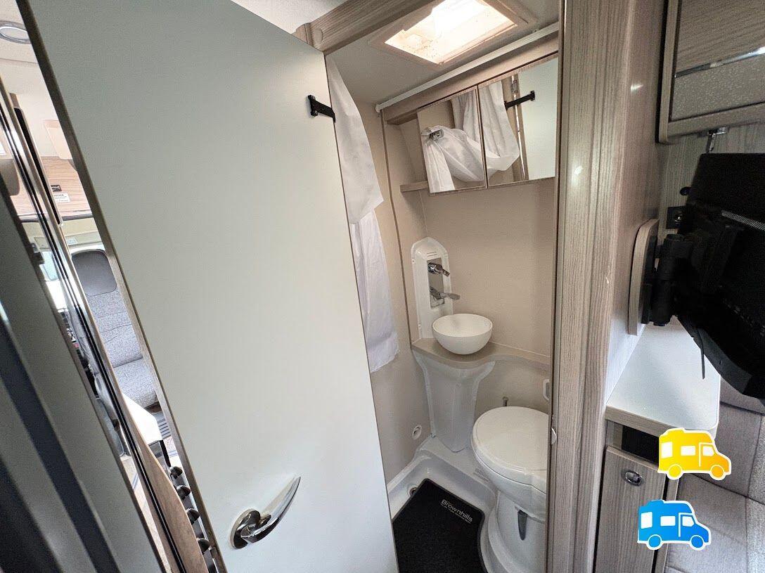 2021 Elddis Evolution CV40 Rear lounge 2/3 berth Located in Burton-on-Trent