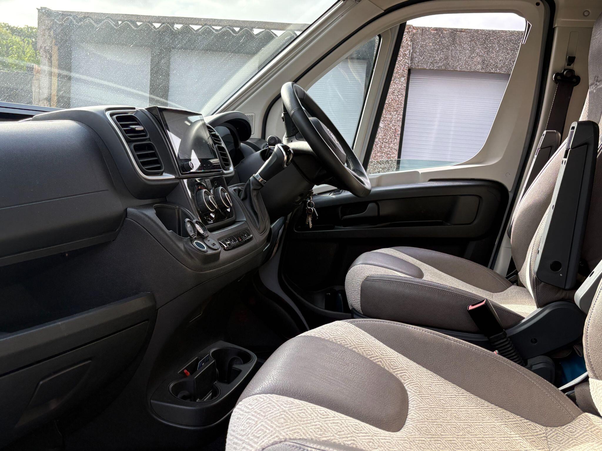 2024 Auto-Trail V-Line 610 Sport