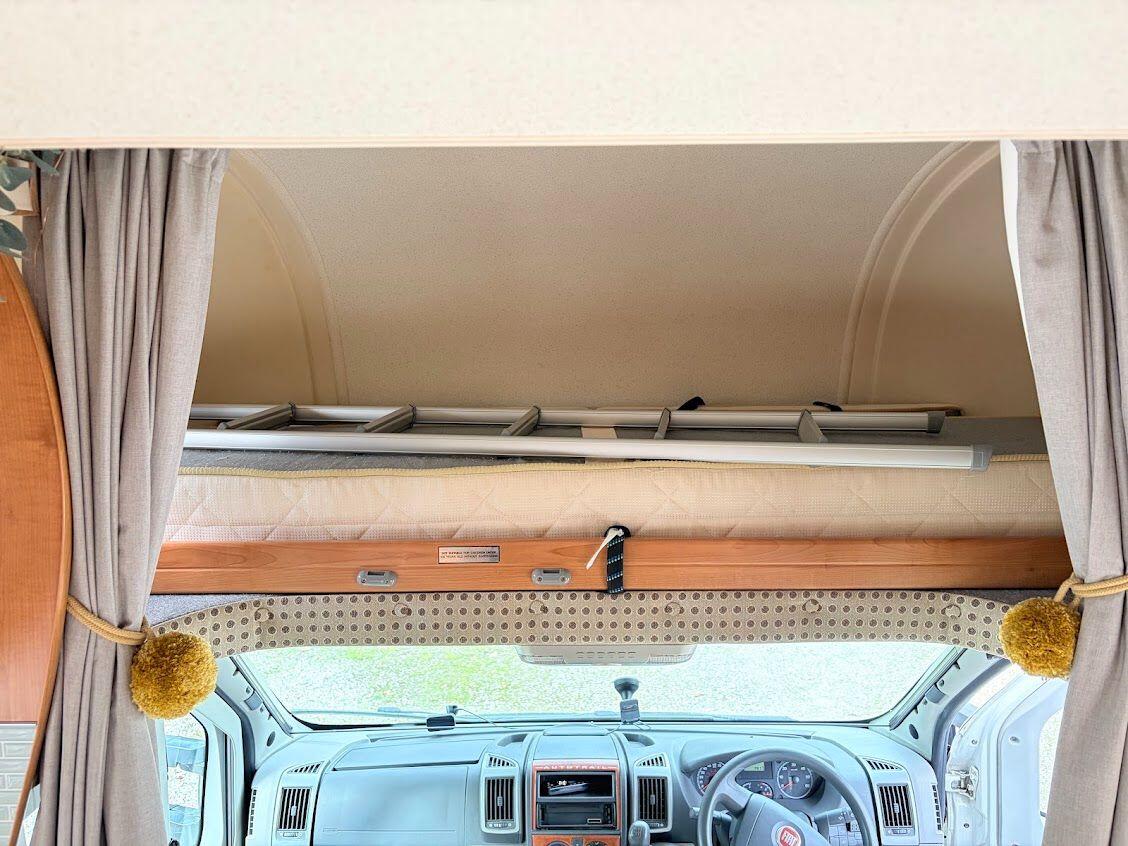 2008 Auto-Trail Apache 700 SE 6 berth excellent Motorhome Located in Cheshire