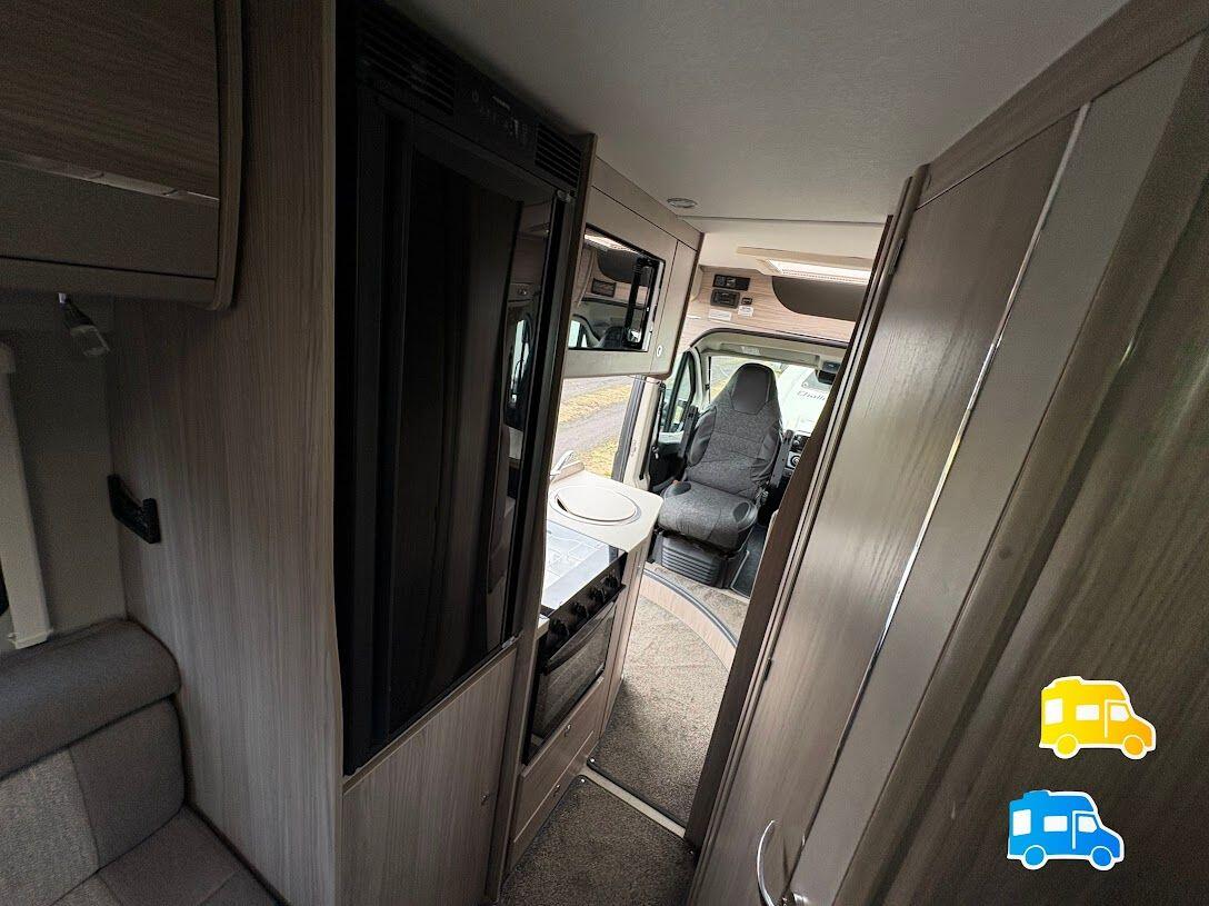 2021 Elddis Evolution CV40 Rear lounge 2/3 berth Located in Burton-on-Trent