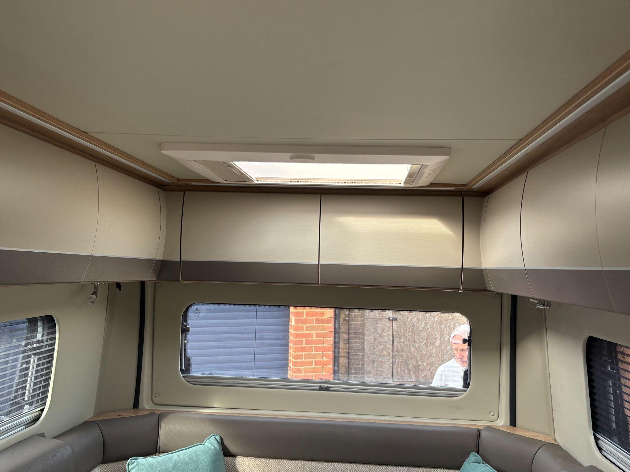 2024 Auto-Trail V-Line 610 Sport