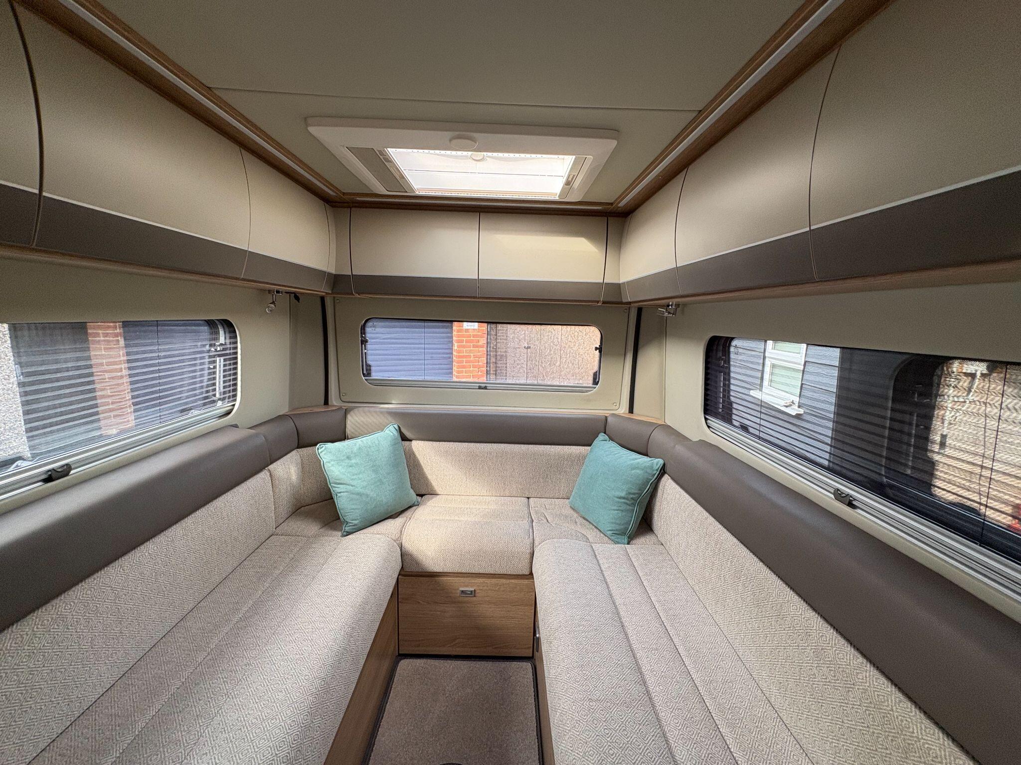 2024 Auto-Trail V-Line 610 Sport