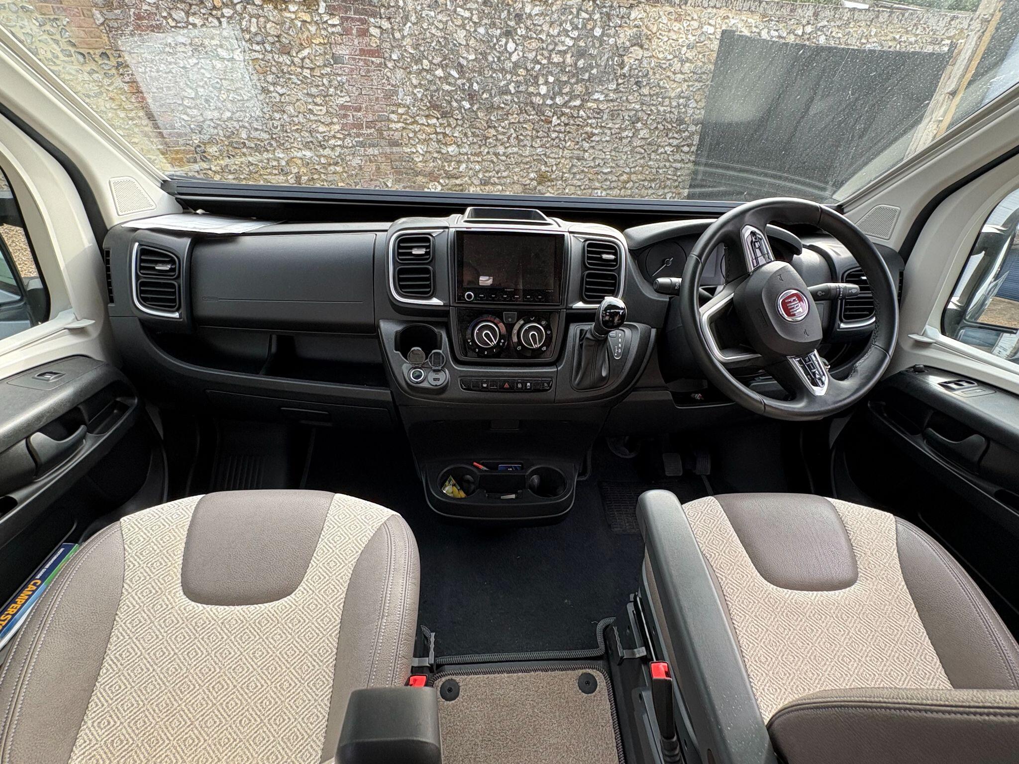 2024 Auto-Trail V-Line 610 Sport