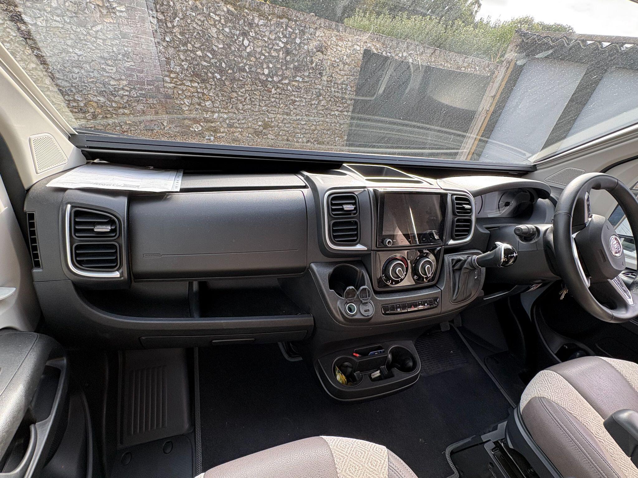 2024 Auto-Trail V-Line 610 Sport