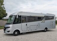 2019 Frankia Platin I 8400 QD (Island Bed)