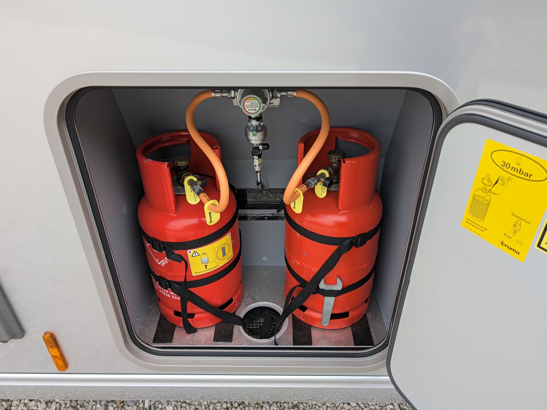 2019 Frankia Platin I 8400 QD (Island Bed)