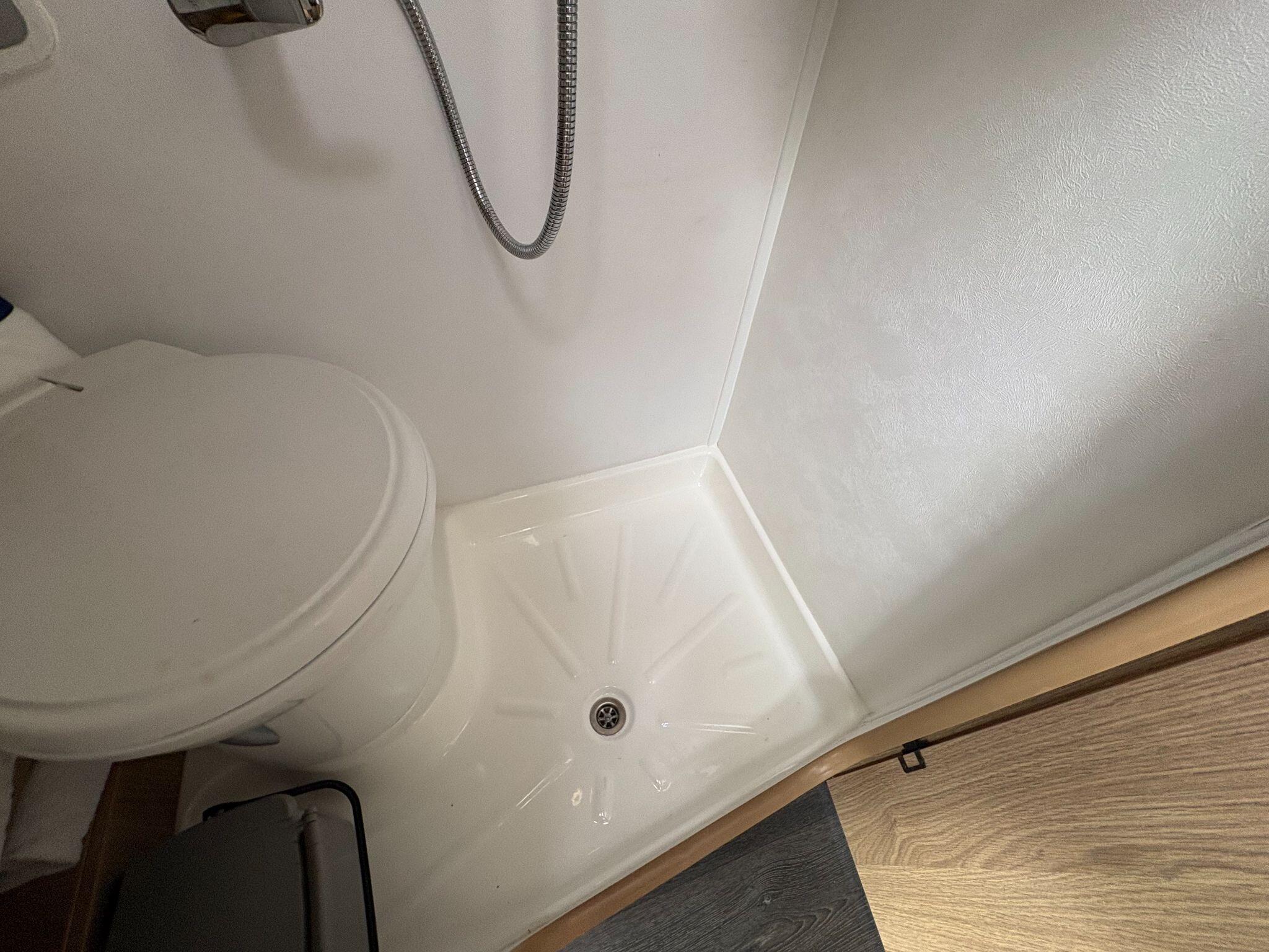 2024 Auto-Trail V-Line 610 Sport