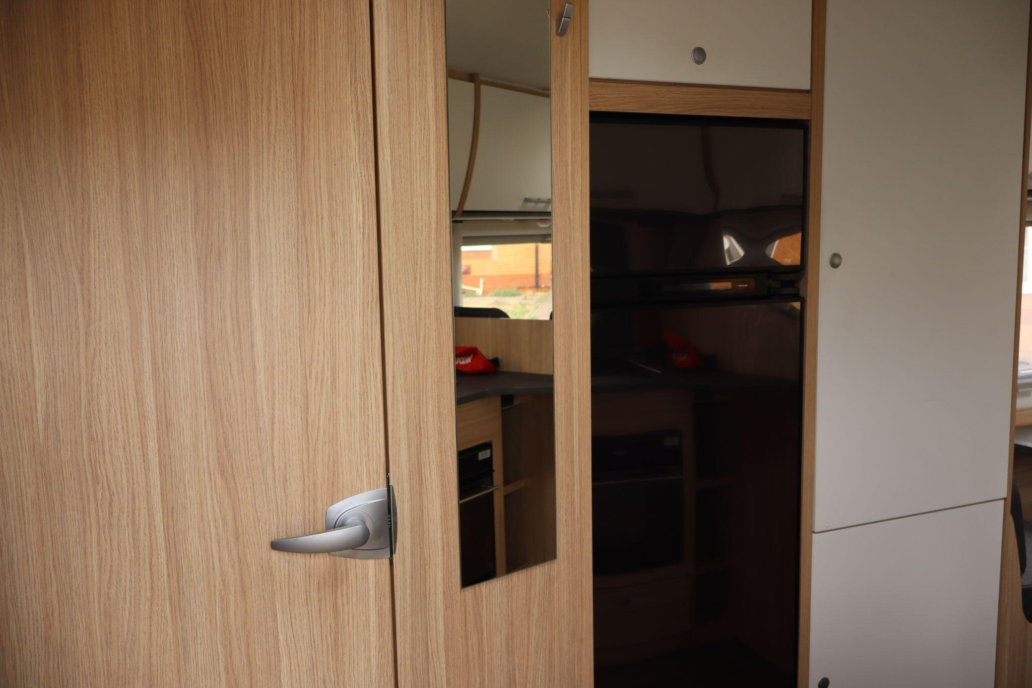 2021 Sunlight A72 6 berth/6 belts