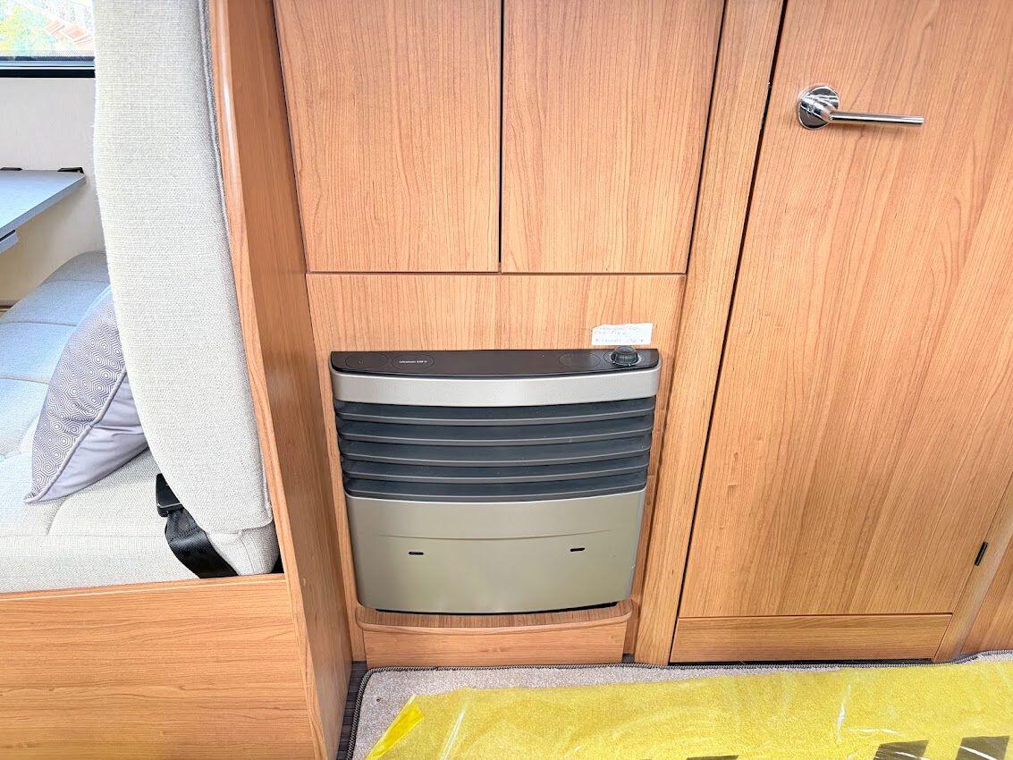 2017 Auto-Trail Tribute 720 6  berth as new condition Located in Cheshire