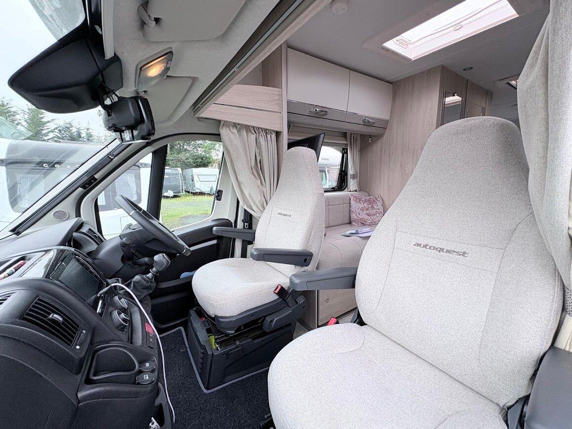 2025 Elddis Autoquest 194 One owner 12 Months Old Located in Worcestershire