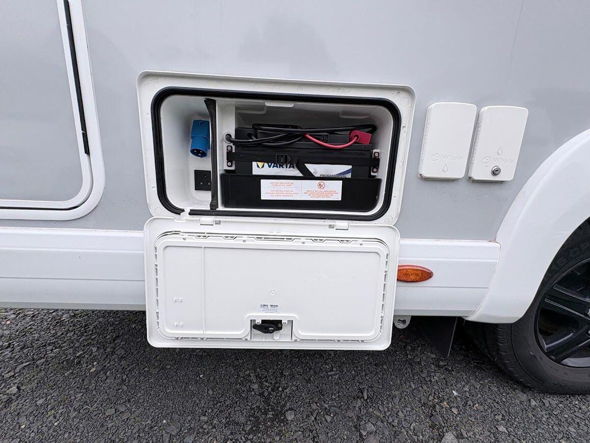 2025 Elddis Autoquest 194 One owner 12 Months Old Located in Worcestershire