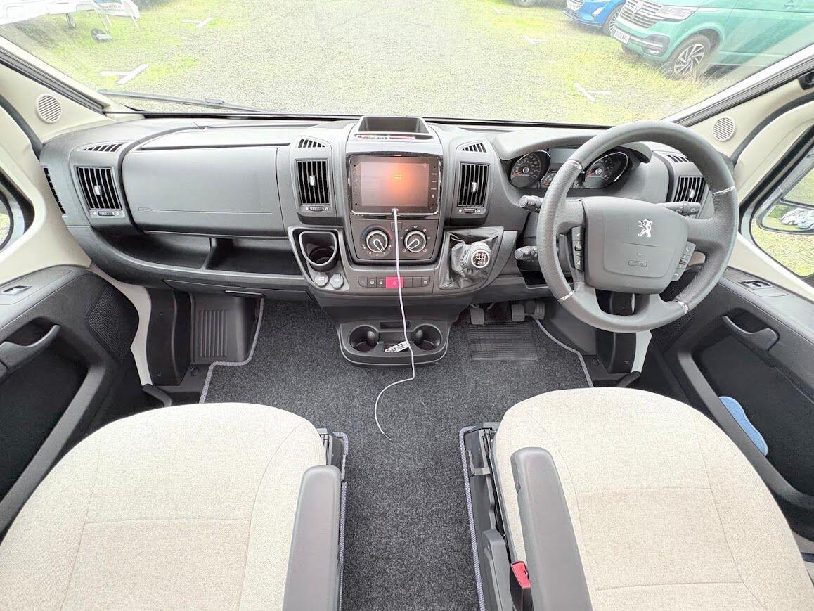 2025 Elddis Autoquest 194 One owner 12 Months Old Located in Worcestershire