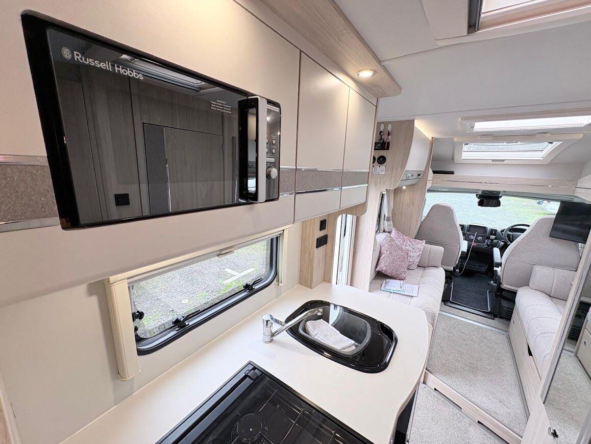 2025 Elddis Autoquest 194 One owner 12 Months Old Located in Worcestershire