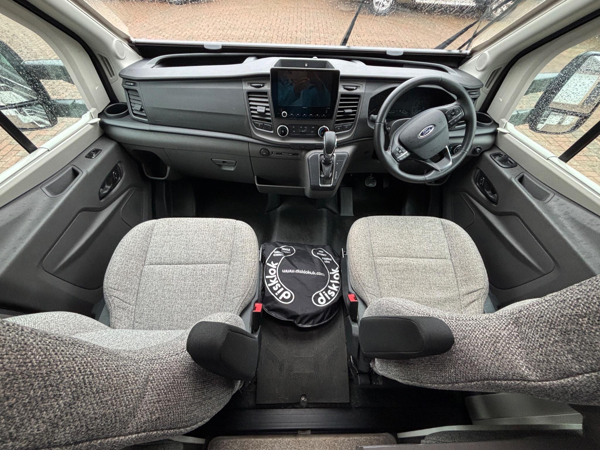 2024 Swift Voyager 584