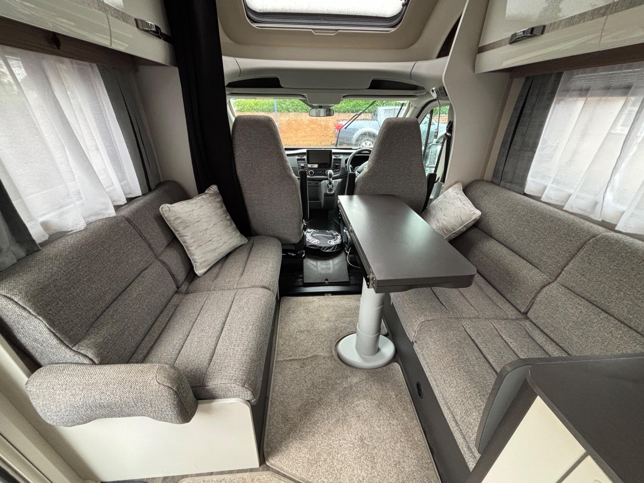 2024 Swift Voyager 584