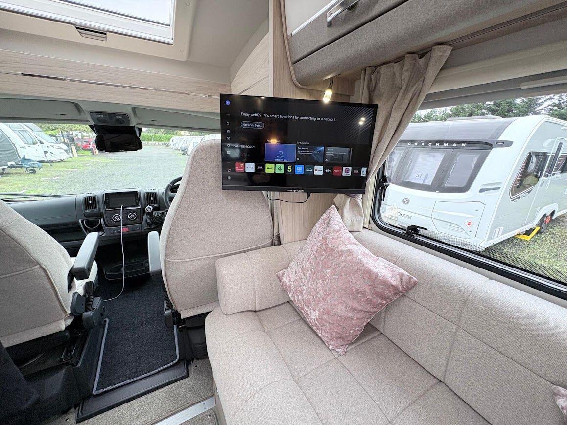 2025 Elddis Autoquest 194 One owner 12 Months Old Located in Worcestershire